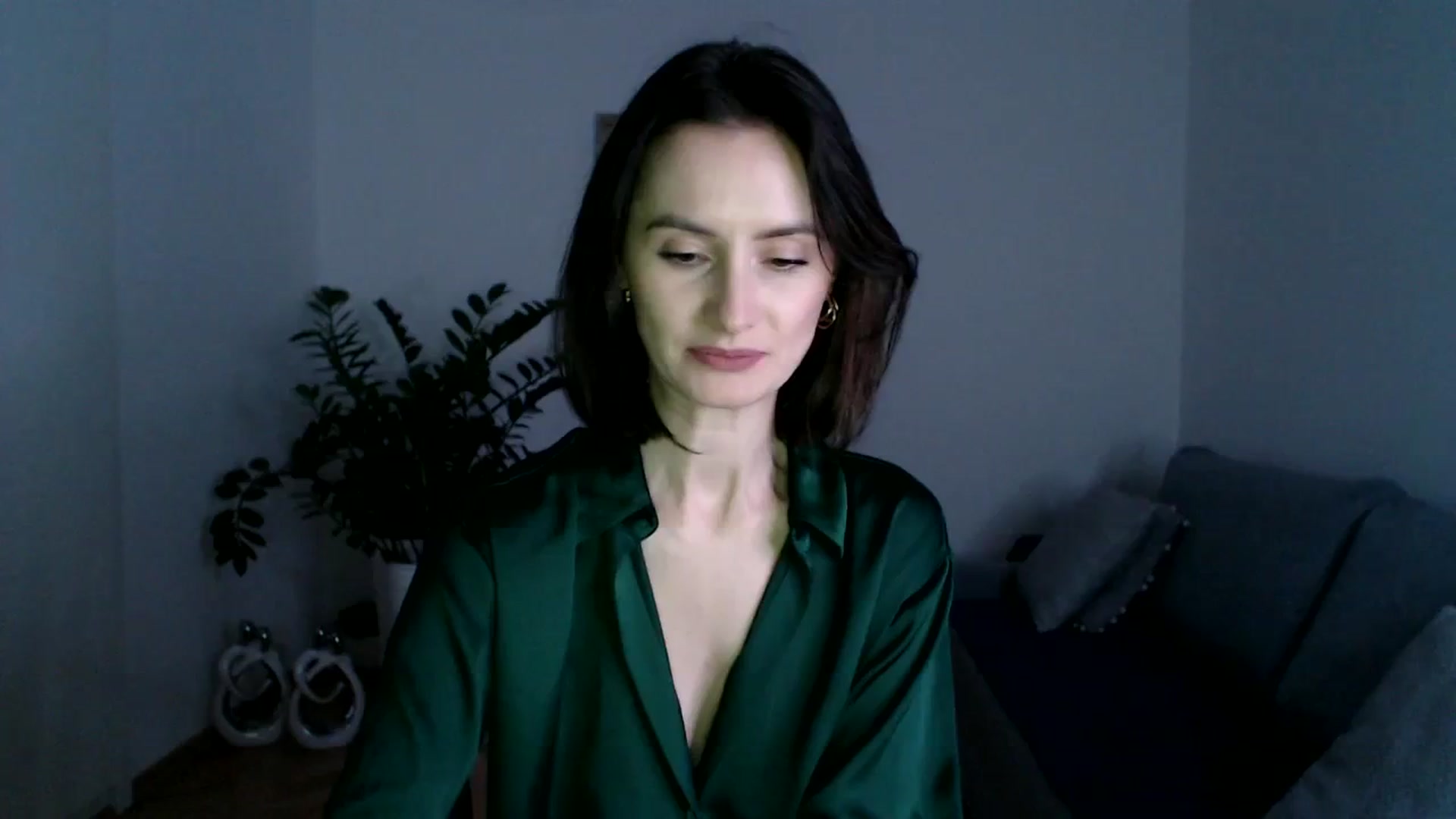 Gallery image thumbnail from PerlaBella's myfreecams stream on, 12/01/2023, 20:02 image 3 of 20