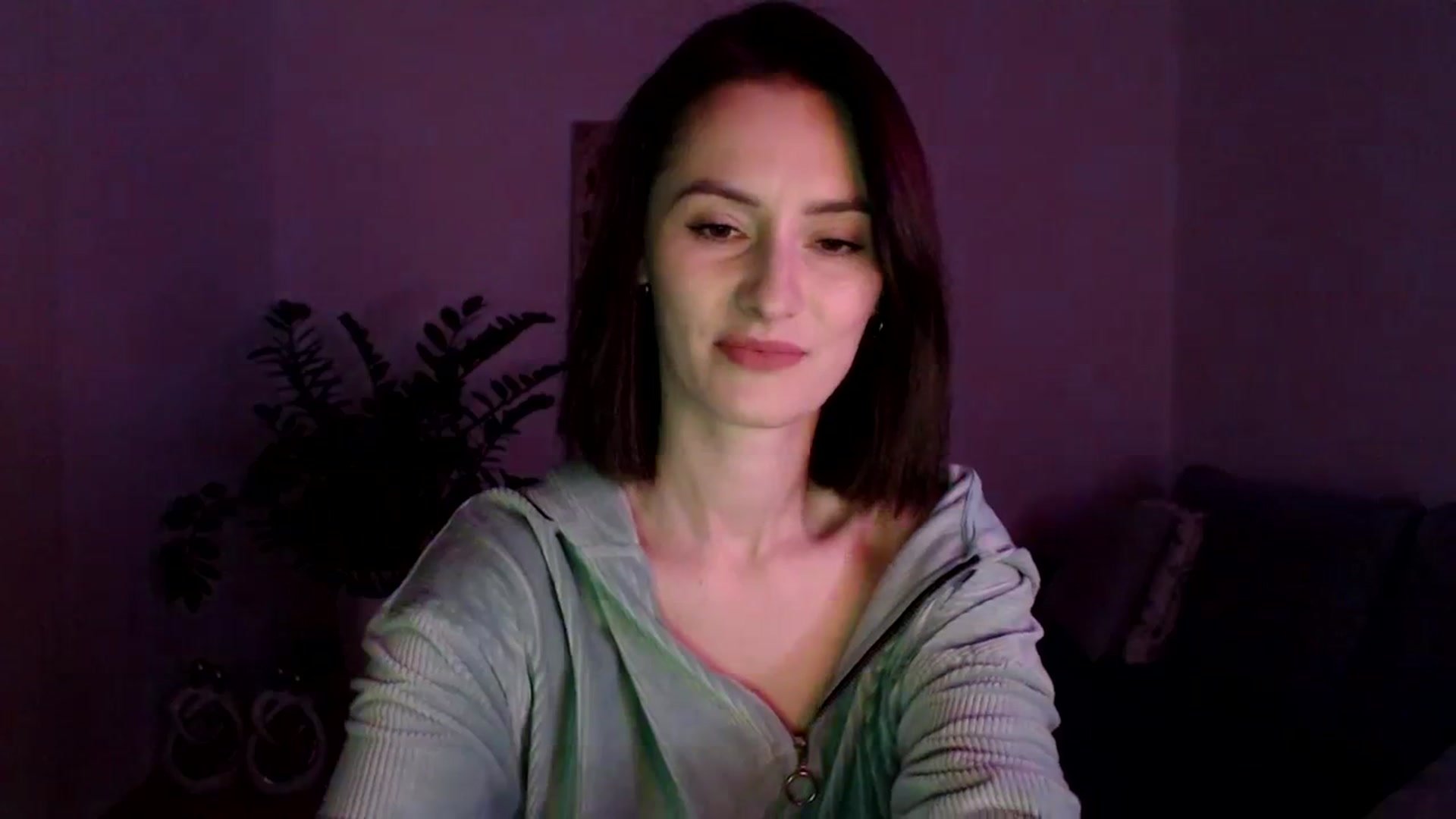 Gallery image thumbnail from PerlaBella's myfreecams stream on, 12/05/2023, 17:36 image 19 of 20