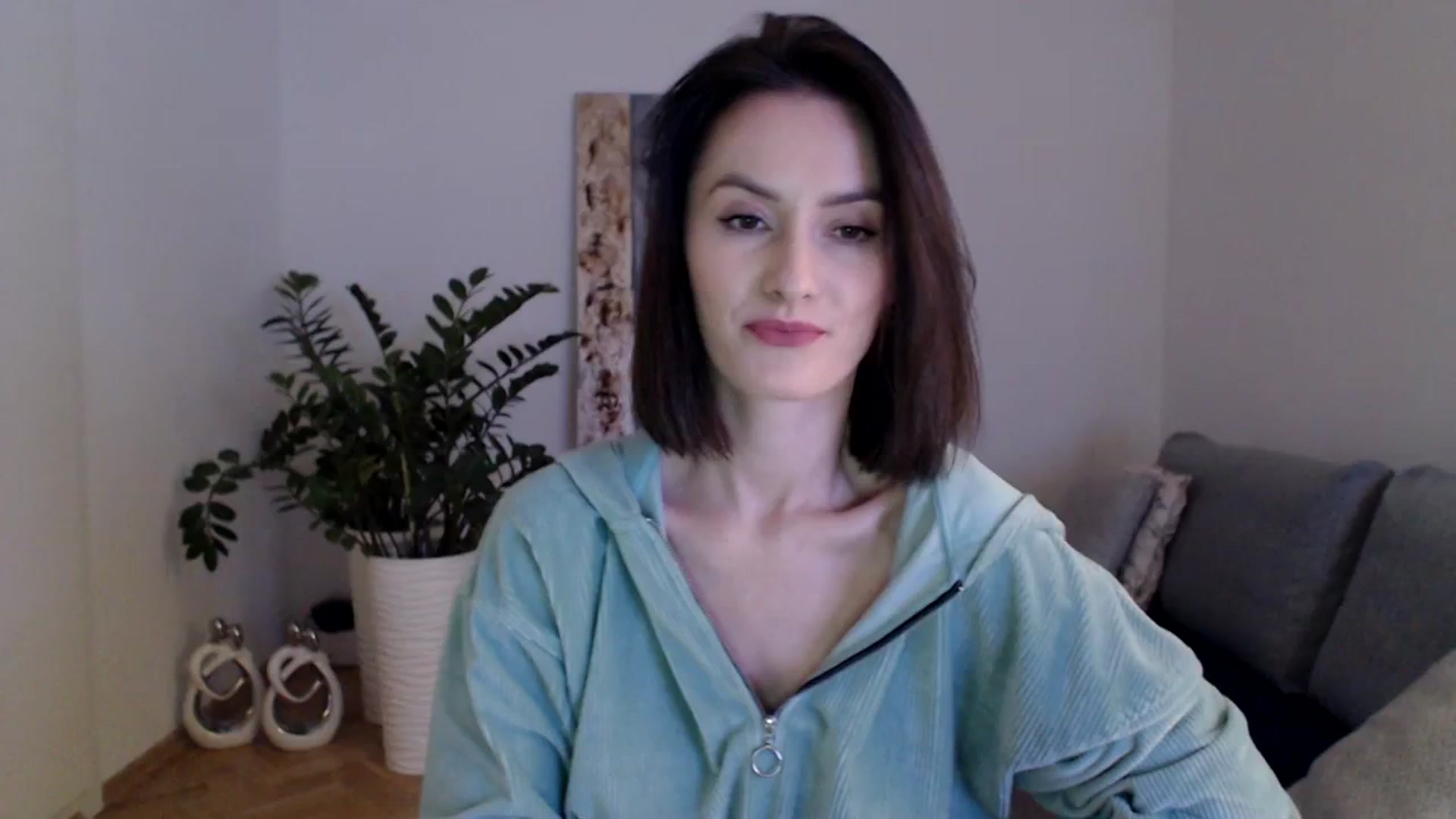 Gallery image thumbnail from PerlaBella's myfreecams stream on, 12/05/2023, 17:36 image 9 of 20