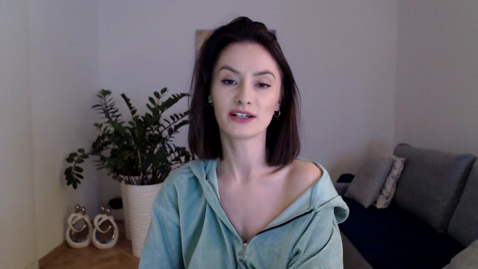 Gallery image thumbnail from PerlaBella's myfreecams stream on, 12/05/2023, 17:36 image 6 of 20