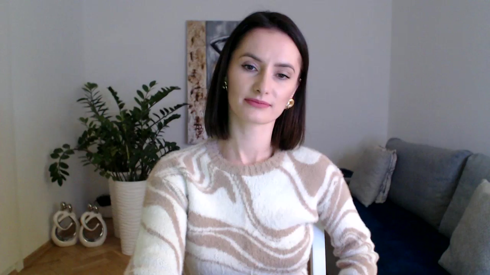 Gallery image thumbnail from PerlaBella's myfreecams stream on, 12/06/2023, 17:00 image 19 of 20