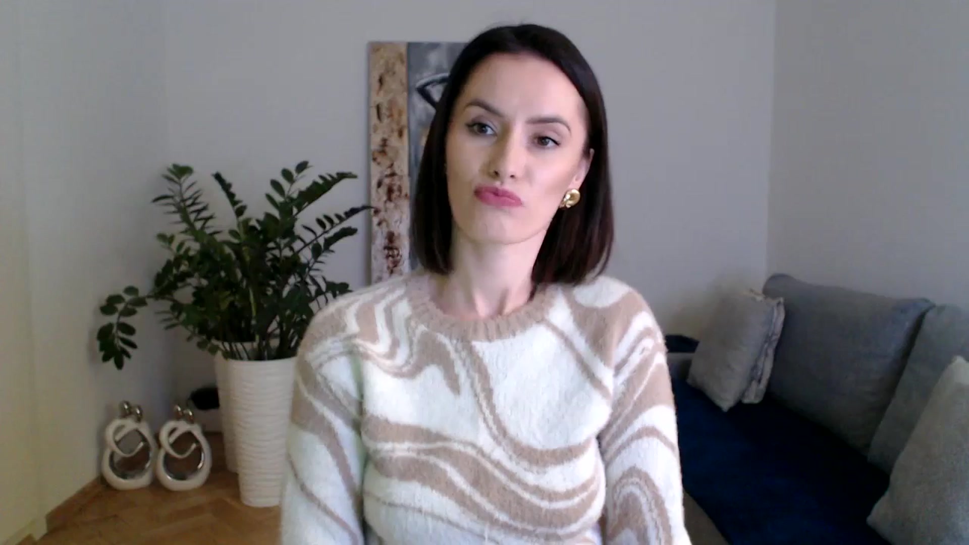 Gallery image thumbnail from PerlaBella's myfreecams stream on, 12/06/2023, 17:00 image 20 of 20