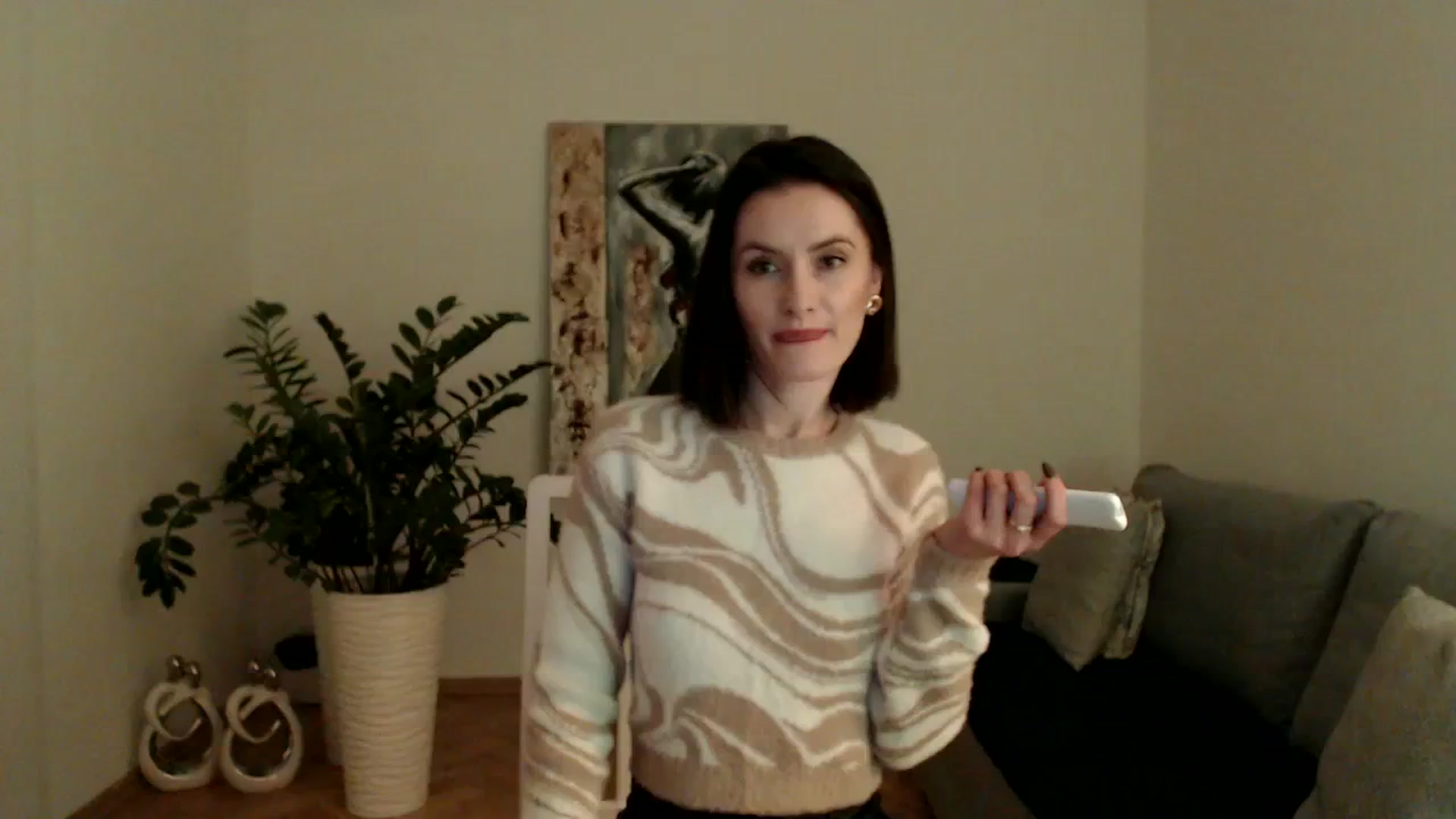 Gallery image thumbnail from PerlaBella's myfreecams stream on, 12/06/2023, 17:52 image 15 of 20