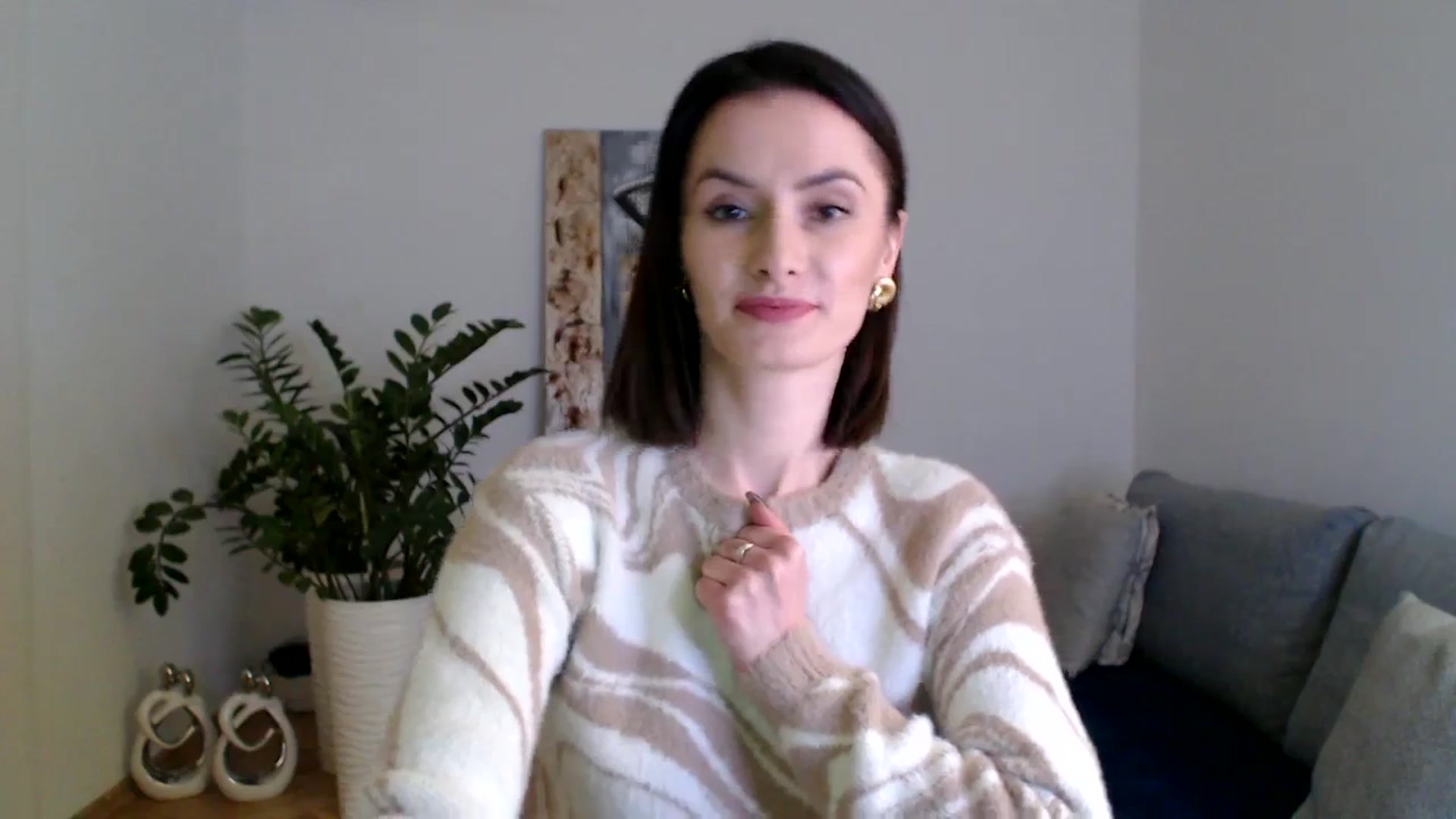 Gallery image thumbnail from PerlaBella's myfreecams stream on, 12/06/2023, 17:52 image 12 of 20