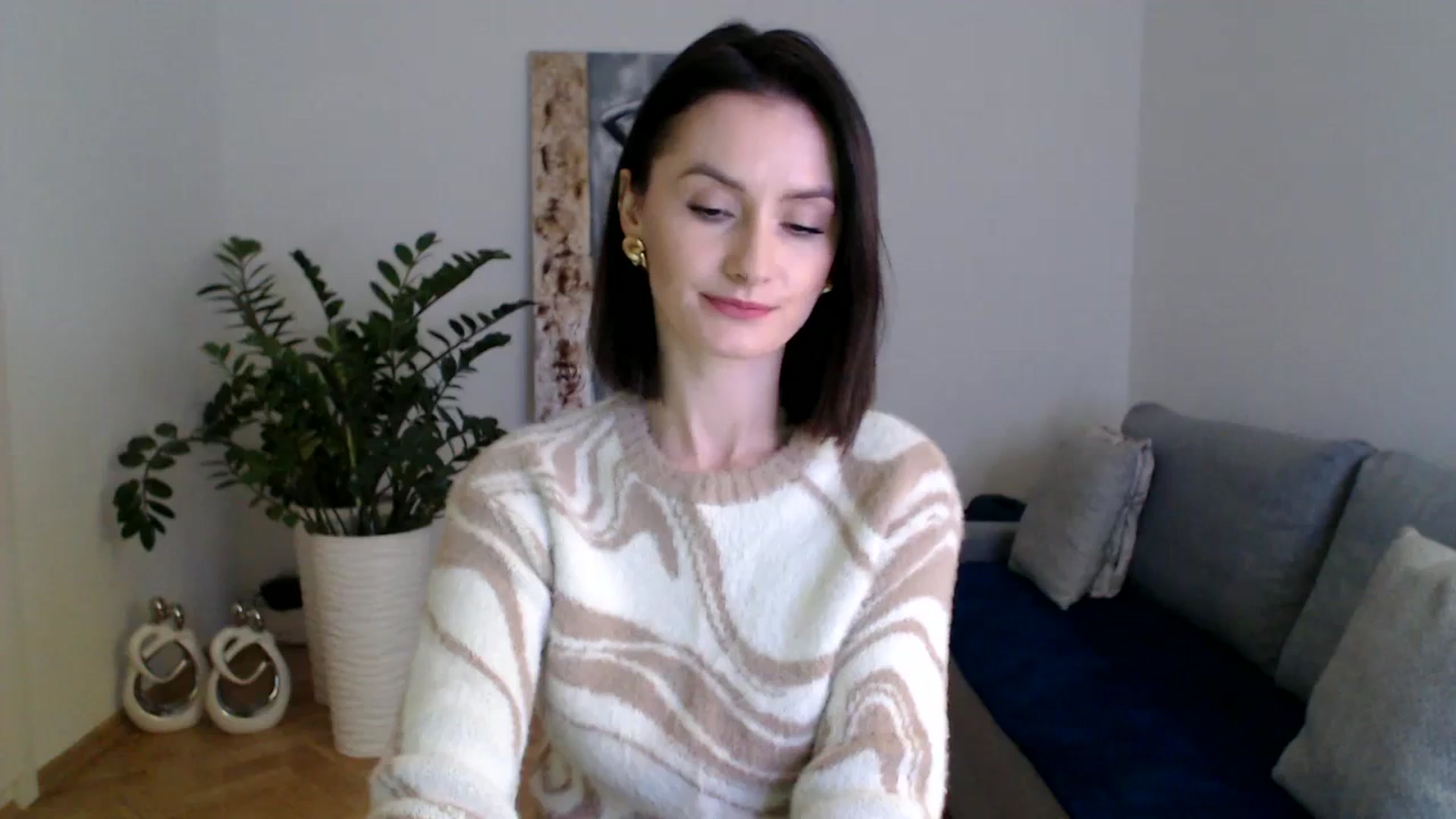 Gallery image thumbnail from PerlaBella's myfreecams stream on, 12/06/2023, 17:52 image 6 of 20