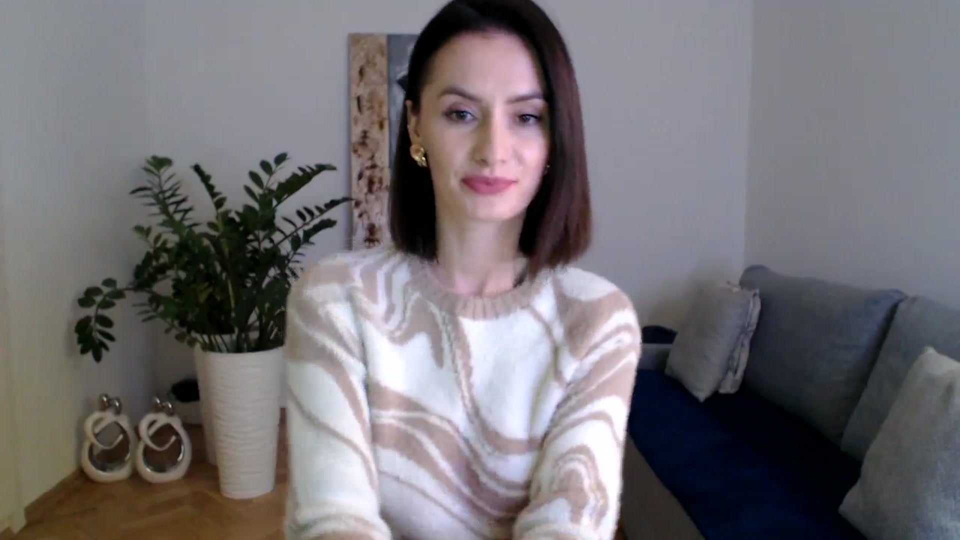 Gallery image thumbnail from PerlaBella's myfreecams stream on, 12/06/2023, 17:52 image 8 of 20