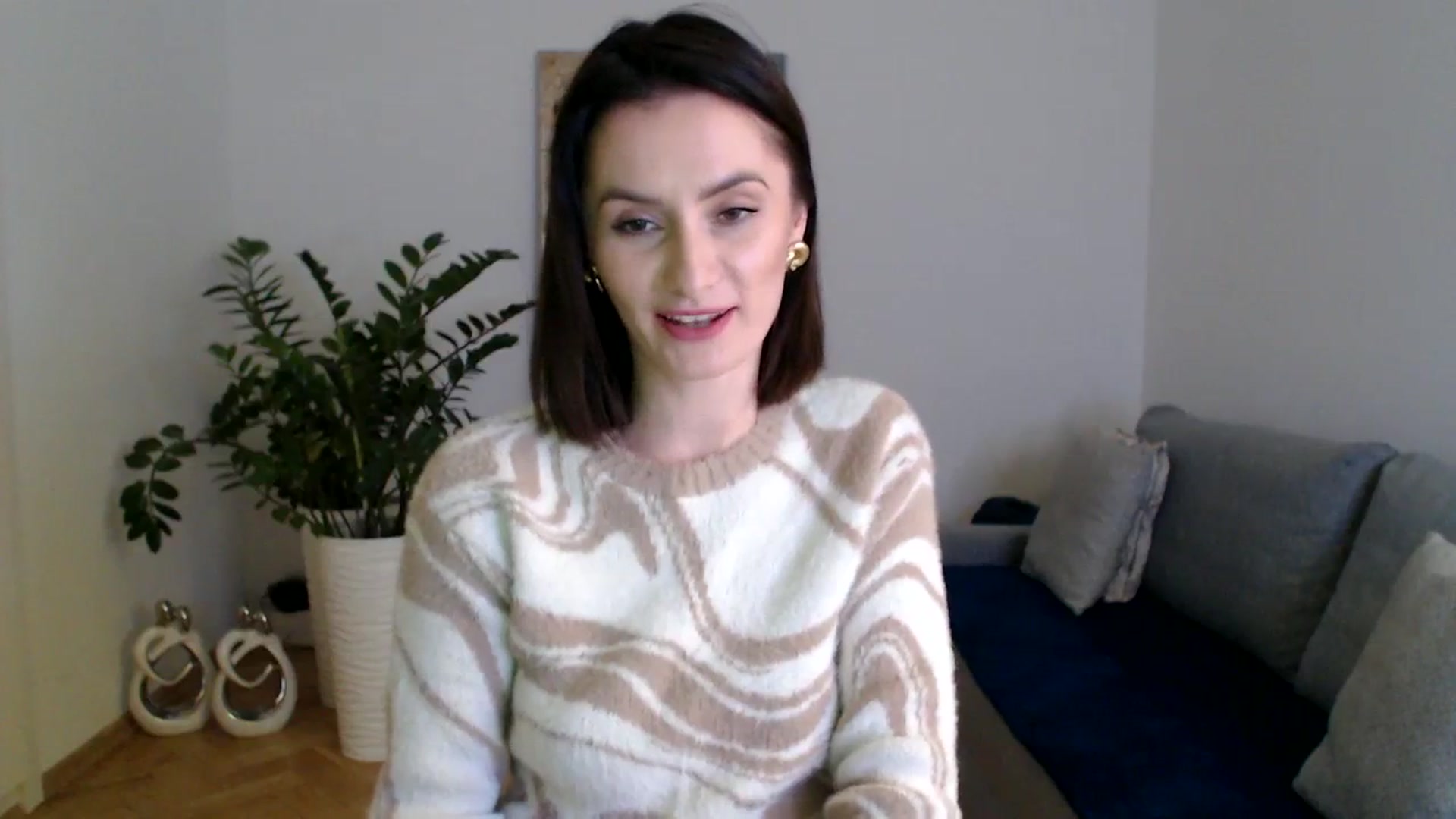 Gallery image thumbnail from PerlaBella's myfreecams stream on, 12/06/2023, 17:52 image 2 of 20