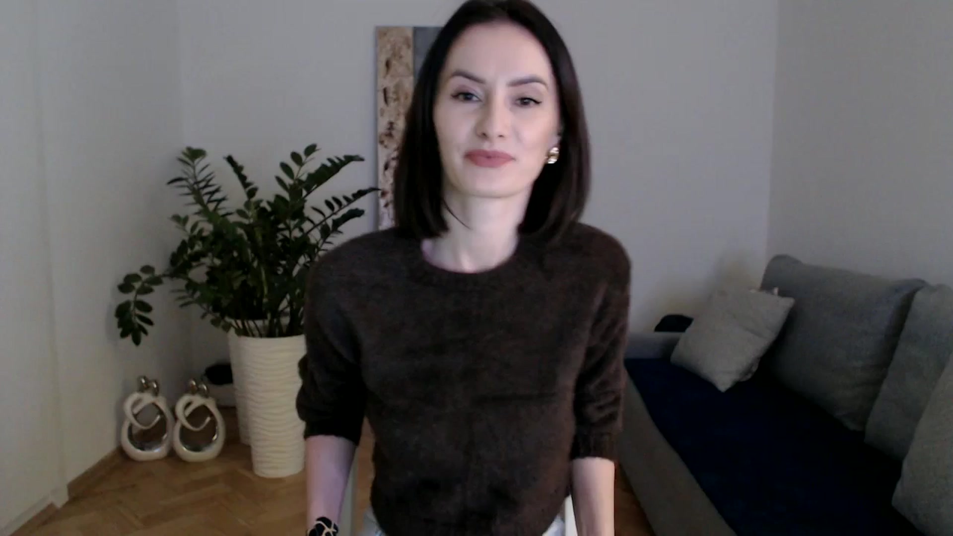 Gallery image thumbnail from PerlaBella's myfreecams stream on, 12/07/2023, 16:27 image 3 of 20