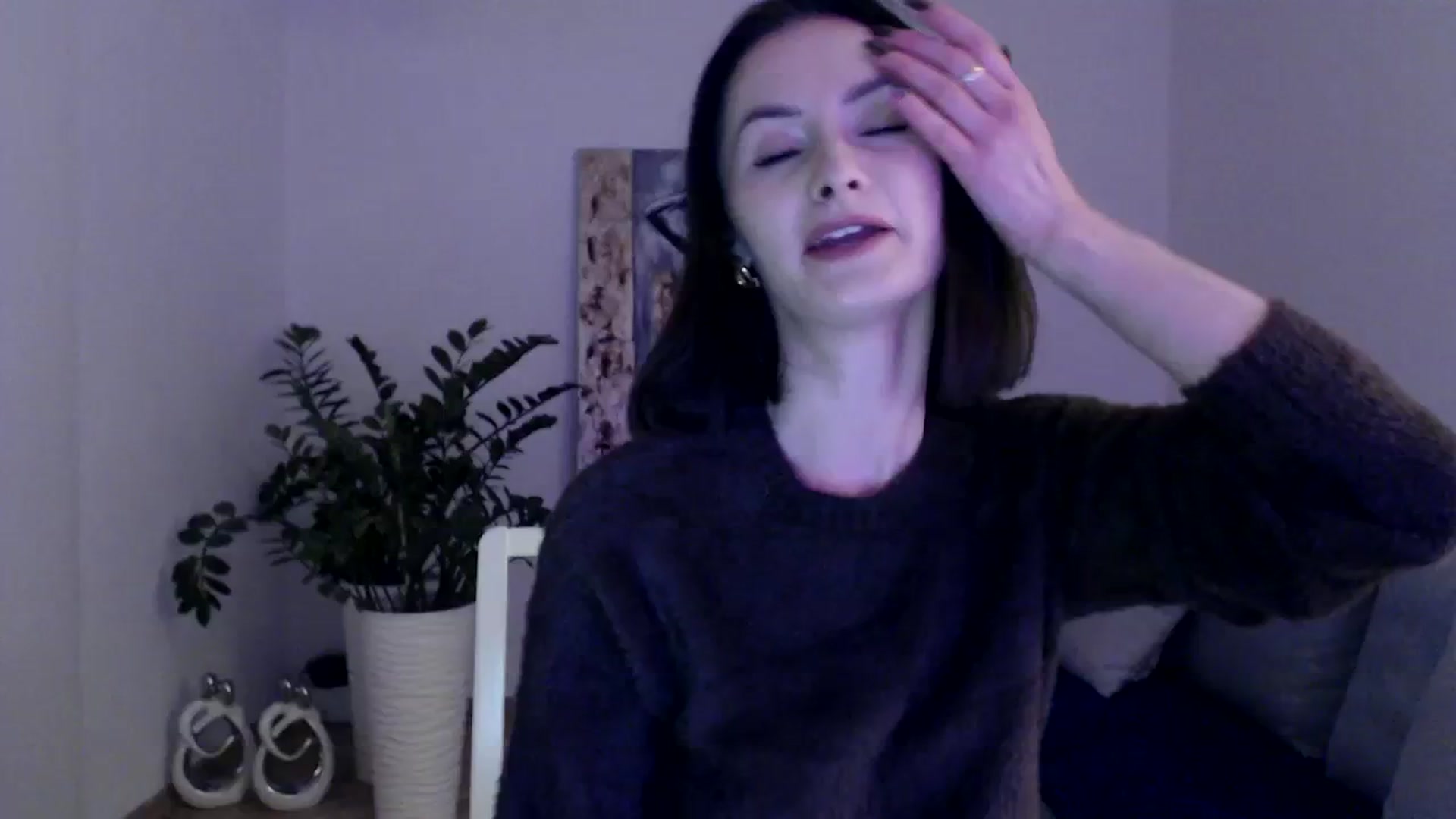 Gallery image thumbnail from PerlaBella's myfreecams stream on, 12/07/2023, 16:27 image 6 of 20