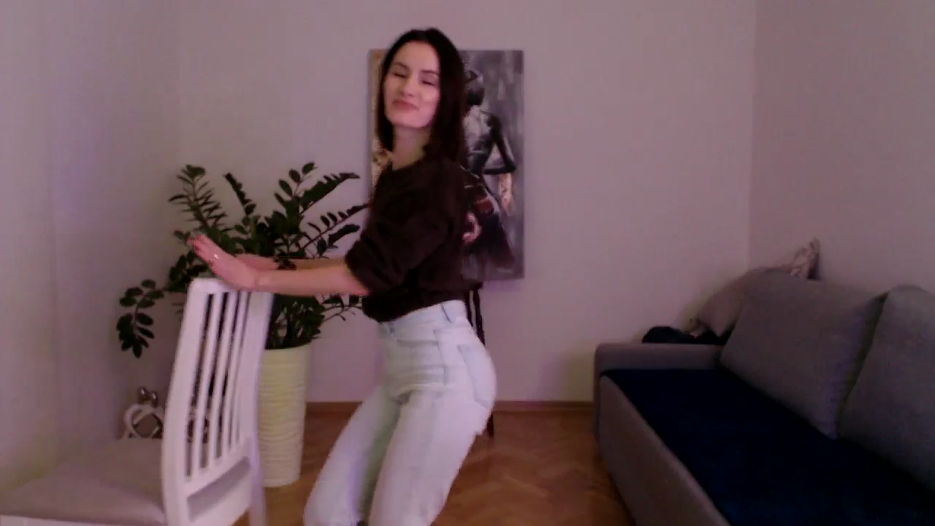 Gallery image thumbnail from PerlaBella's myfreecams stream on, 12/07/2023, 20:10 image 17 of 20