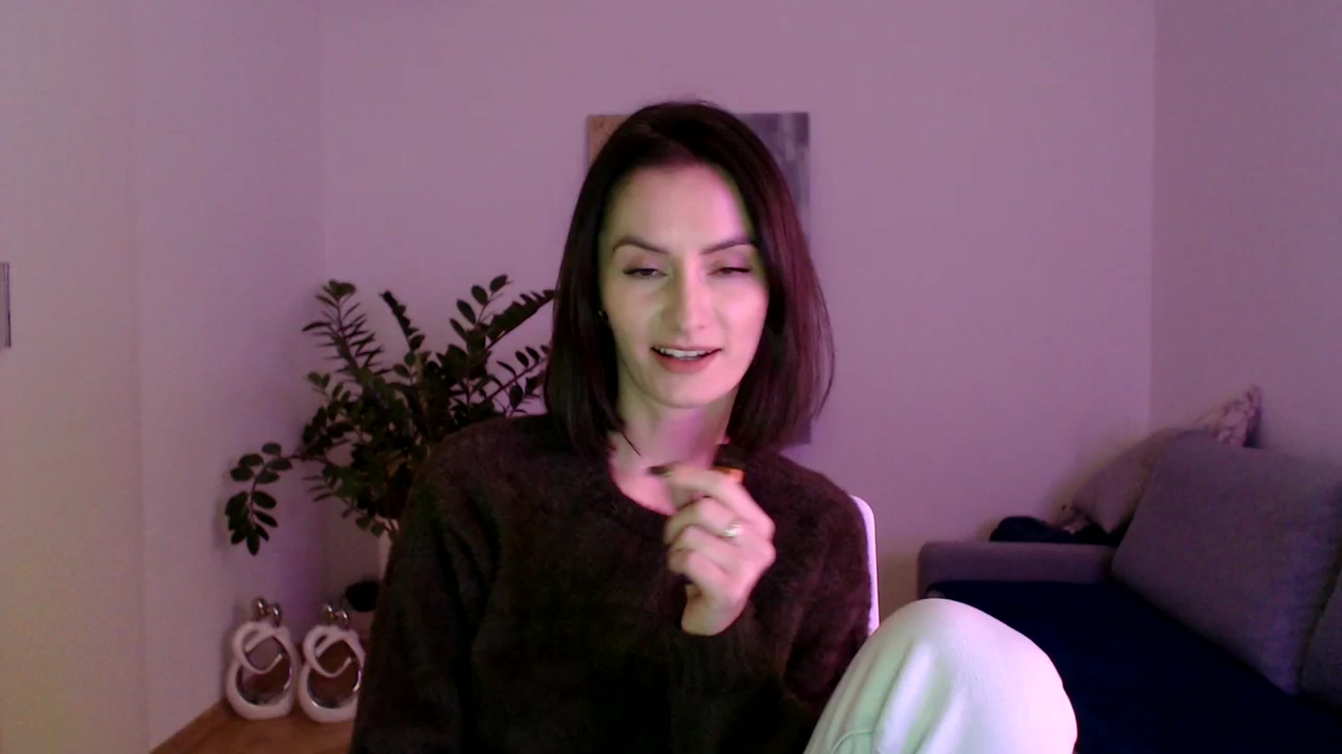 Gallery image thumbnail from PerlaBella's myfreecams stream on, 12/07/2023, 20:10 image 1 of 20