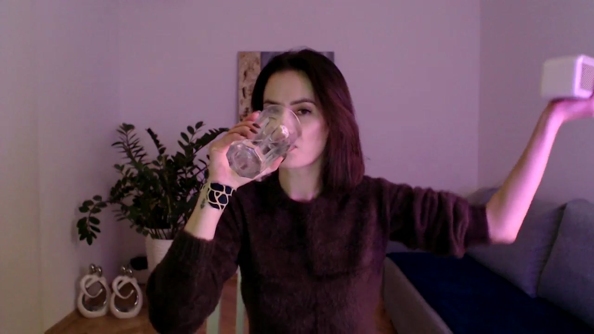 Gallery image thumbnail from PerlaBella's myfreecams stream on, 12/07/2023, 20:10 image 12 of 20