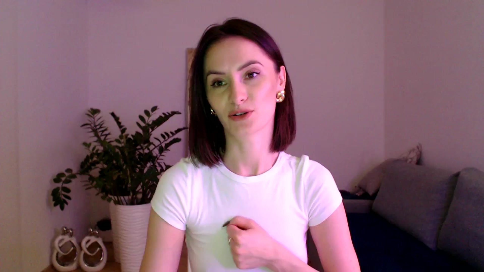 Gallery image thumbnail from PerlaBella's myfreecams stream on, 12/07/2023, 20:41 image 20 of 20