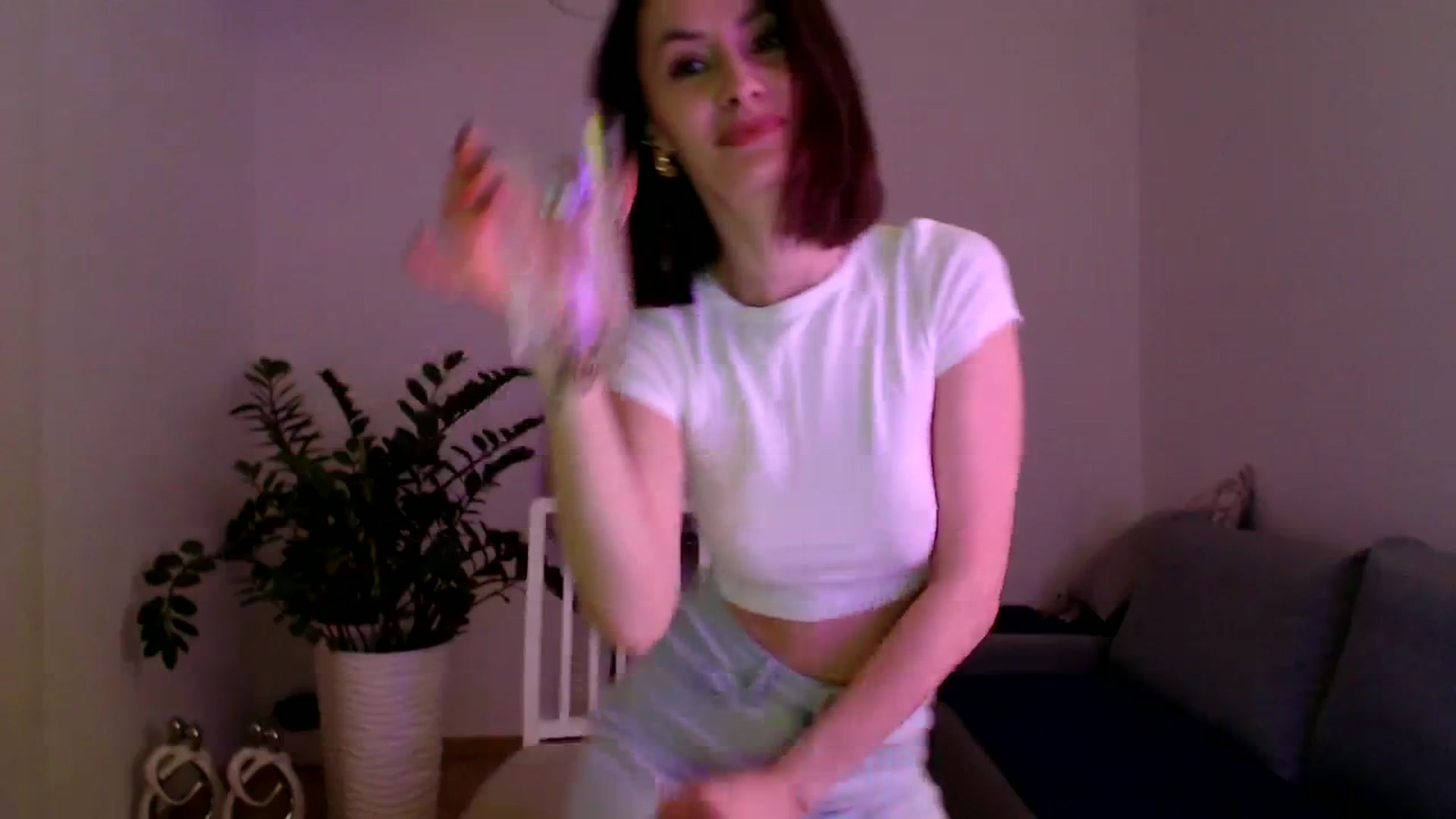 Gallery image thumbnail from PerlaBella's myfreecams stream on, 12/07/2023, 20:41 image 13 of 20