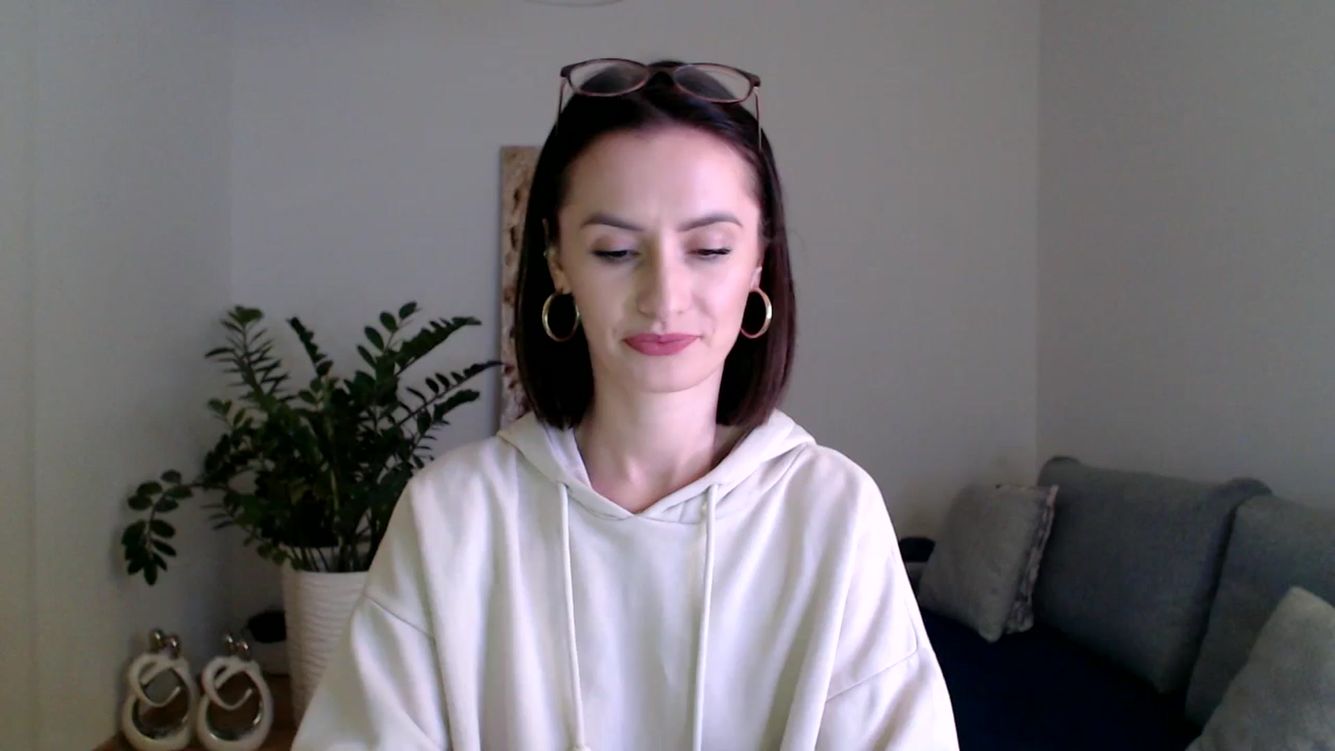 Gallery image thumbnail from PerlaBella's myfreecams stream on, 12/08/2023, 21:22 image 1 of 20