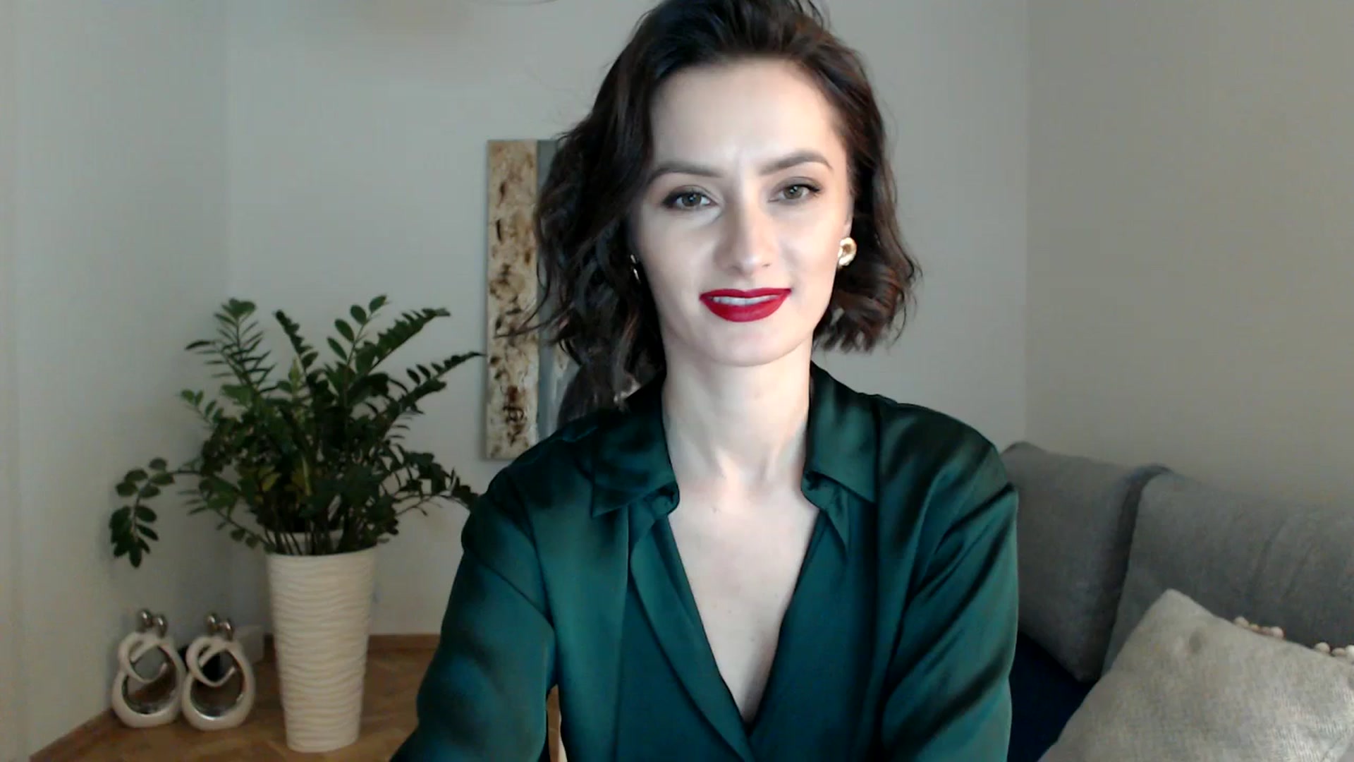 Gallery image thumbnail from PerlaBella's myfreecams stream on, 12/12/2023, 16:43 image 5 of 20