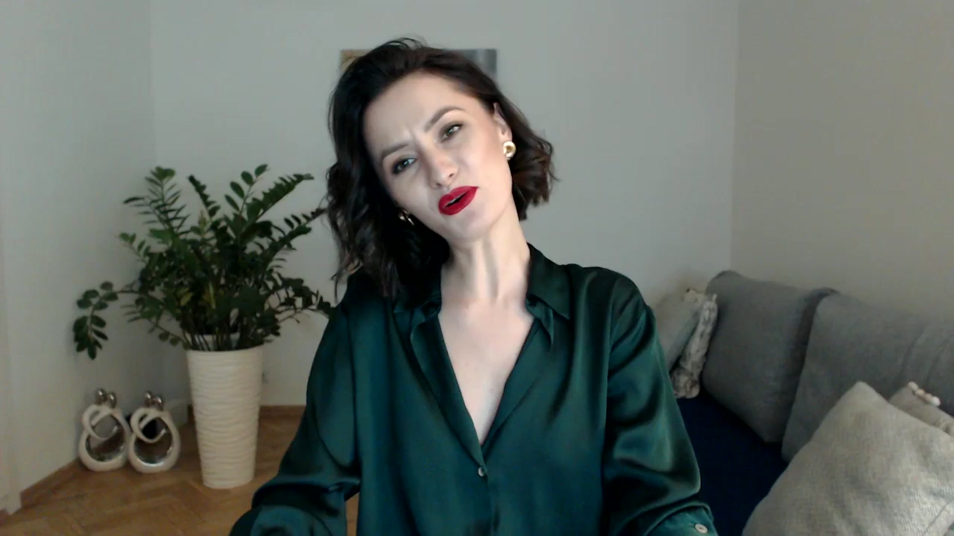 Gallery image thumbnail from PerlaBella's myfreecams stream on, 12/12/2023, 16:43 image 15 of 20