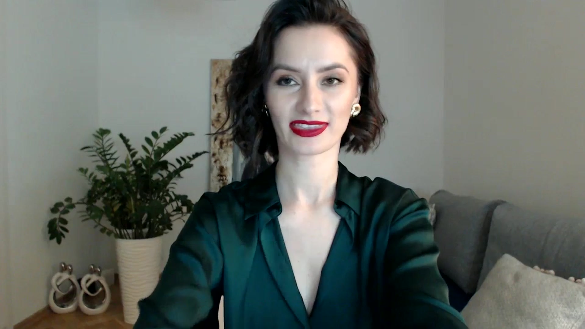 Gallery image thumbnail from PerlaBella's myfreecams stream on, 12/12/2023, 16:43 image 6 of 20