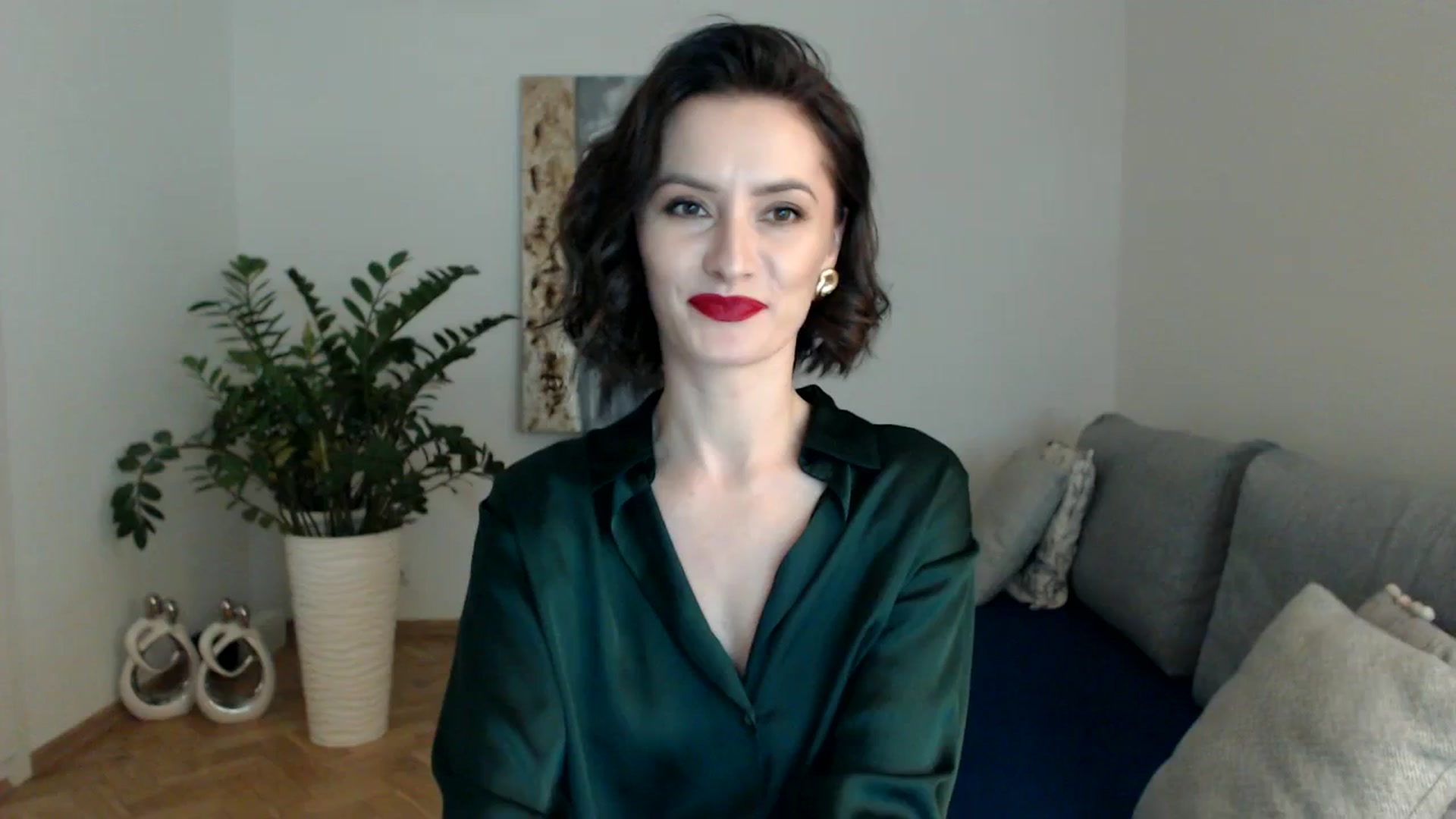Gallery image thumbnail from PerlaBella's myfreecams stream on, 12/12/2023, 16:43 image 17 of 20