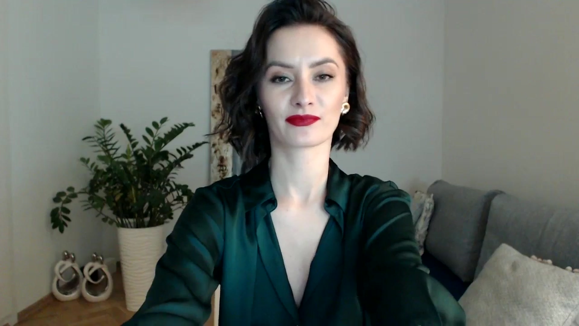Gallery image thumbnail from PerlaBella's myfreecams stream on, 12/12/2023, 16:43 image 8 of 20