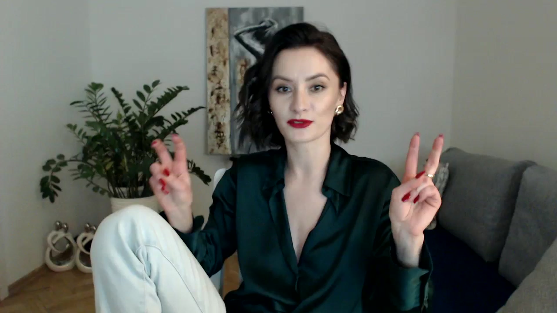 Gallery image thumbnail from PerlaBella's myfreecams stream on, 12/12/2023, 19:39 image 3 of 20