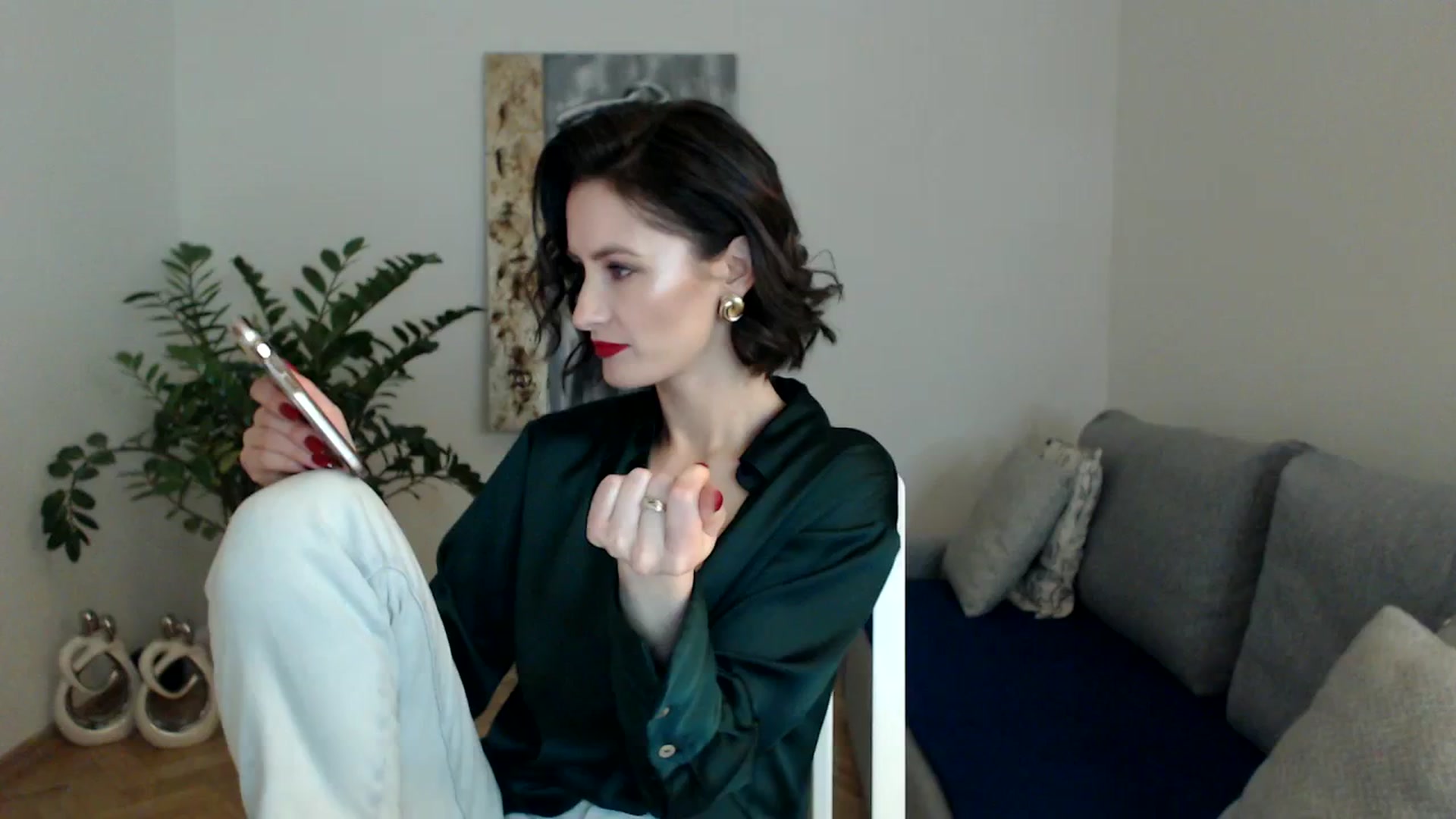 Gallery image thumbnail from PerlaBella's myfreecams stream on, 12/12/2023, 19:39 image 4 of 20