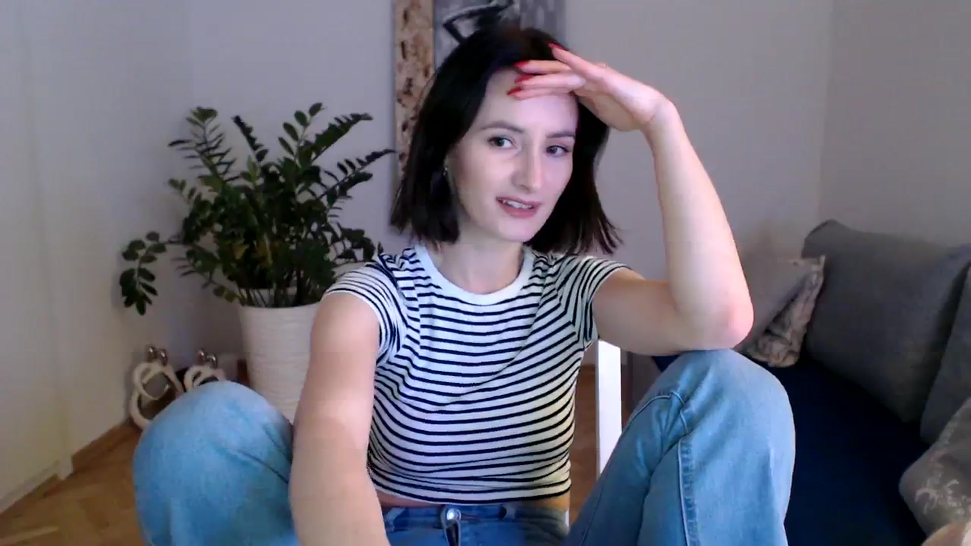 Gallery image thumbnail from PerlaBella's myfreecams stream on, 12/13/2023, 17:56 image 15 of 20