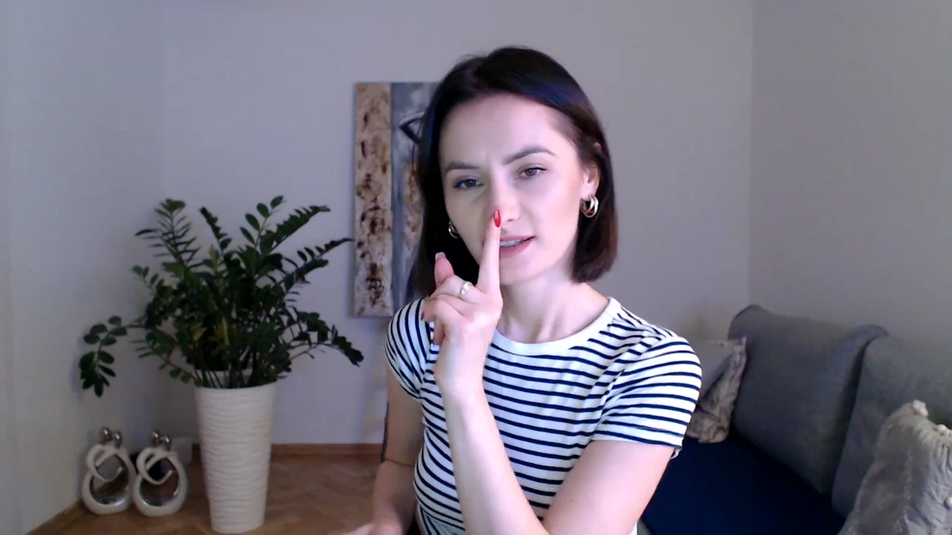 Gallery image thumbnail from PerlaBella's myfreecams stream on, 12/13/2023, 18:56 image 14 of 20