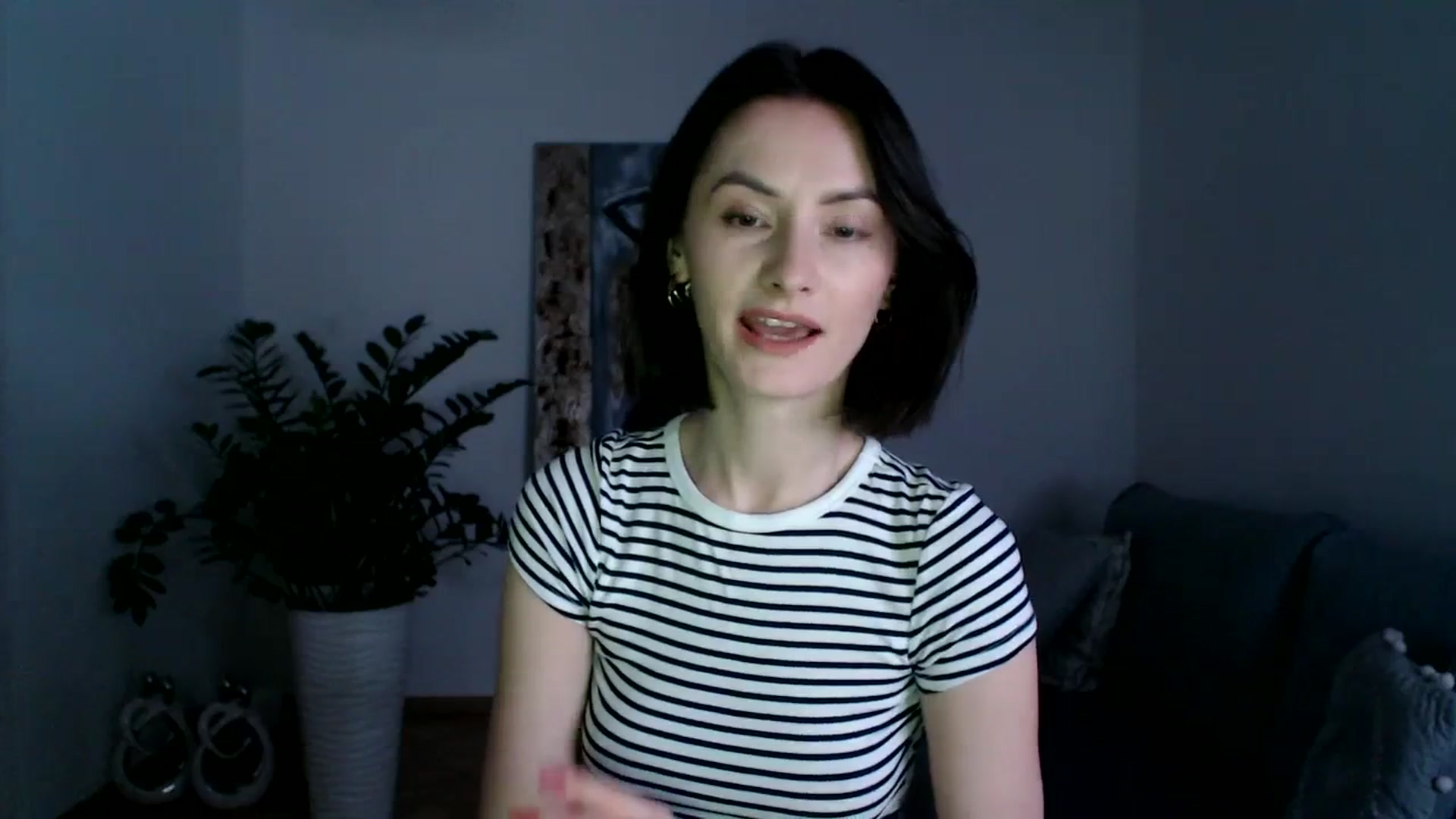 Gallery image thumbnail from PerlaBella's myfreecams stream on, 12/13/2023, 18:56 image 9 of 20