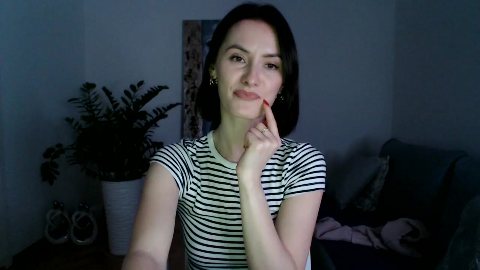 Gallery image thumbnail from PerlaBella's myfreecams stream on, 12/13/2023, 22:48 image 16 of 20