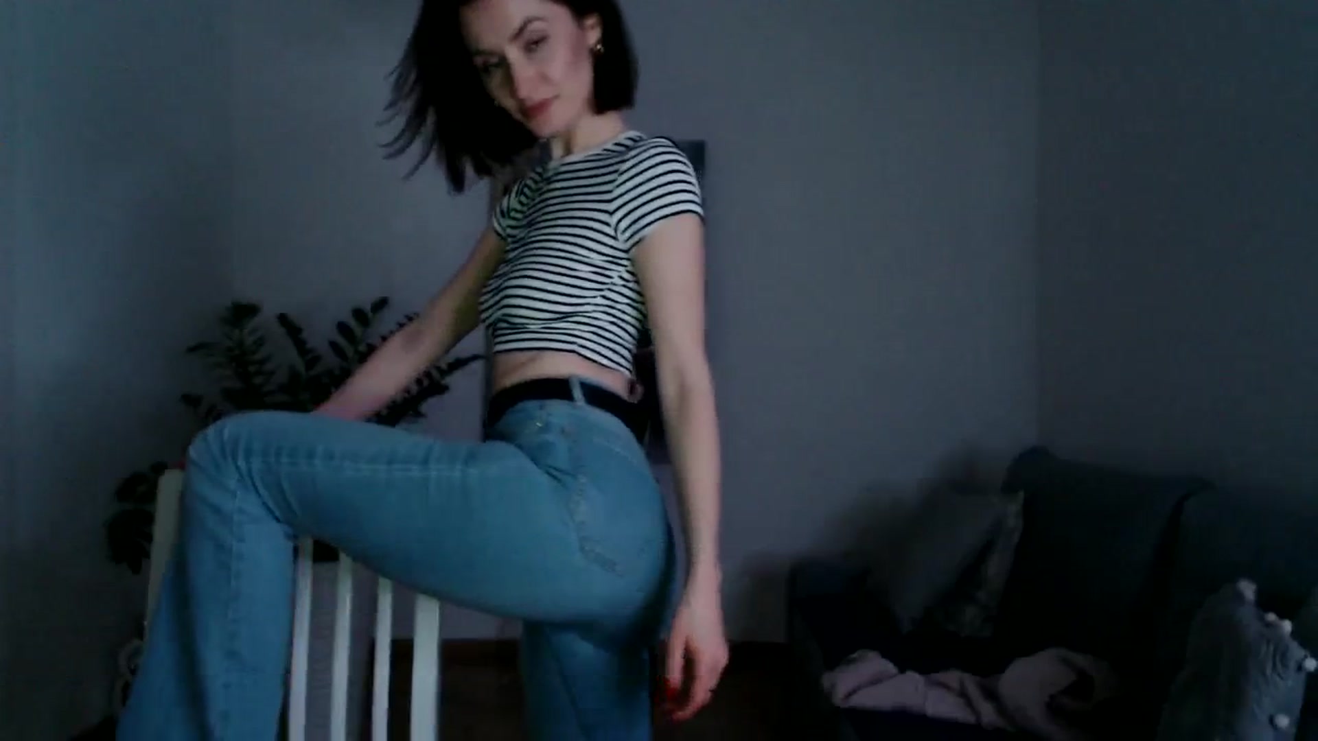 Gallery image thumbnail from PerlaBella's myfreecams stream on, 12/13/2023, 22:48 image 4 of 20
