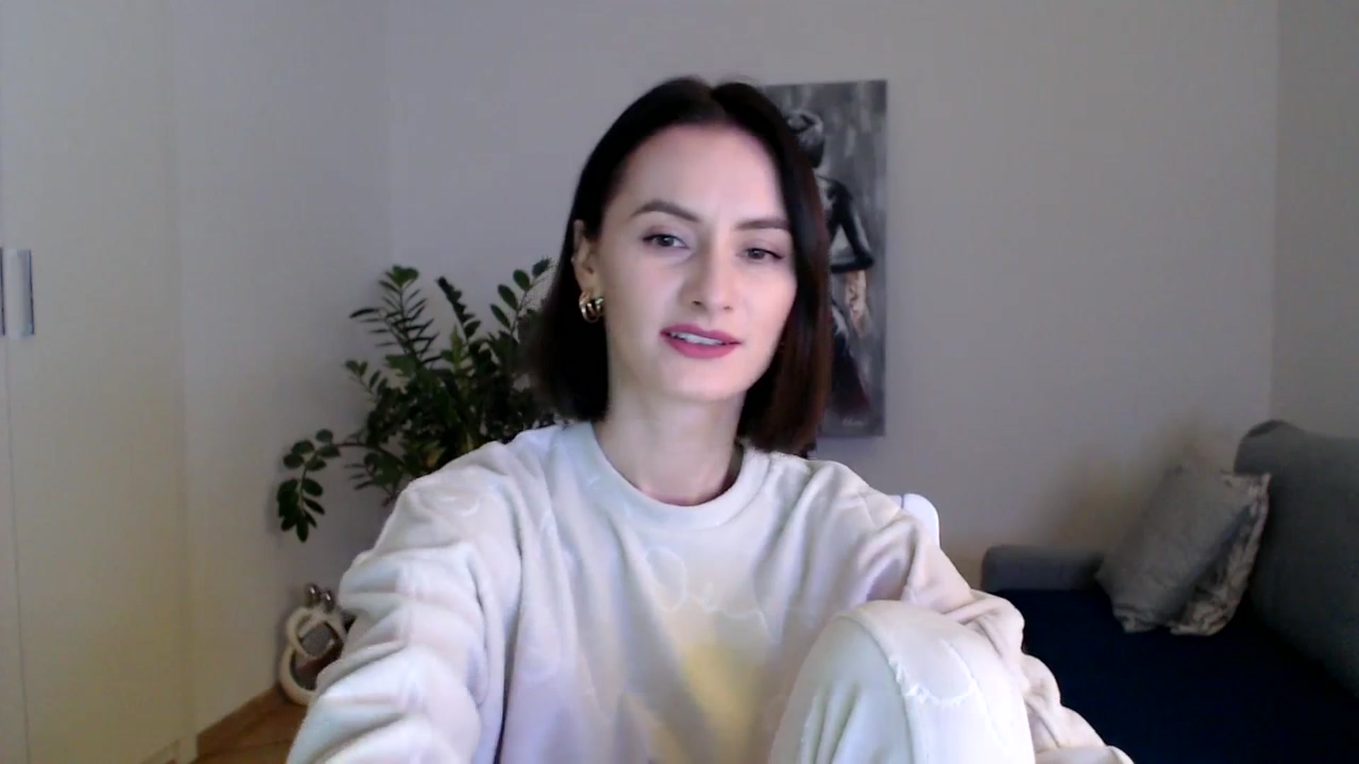 Gallery image thumbnail from PerlaBella's myfreecams stream on, 12/14/2023, 17:41 image 20 of 20