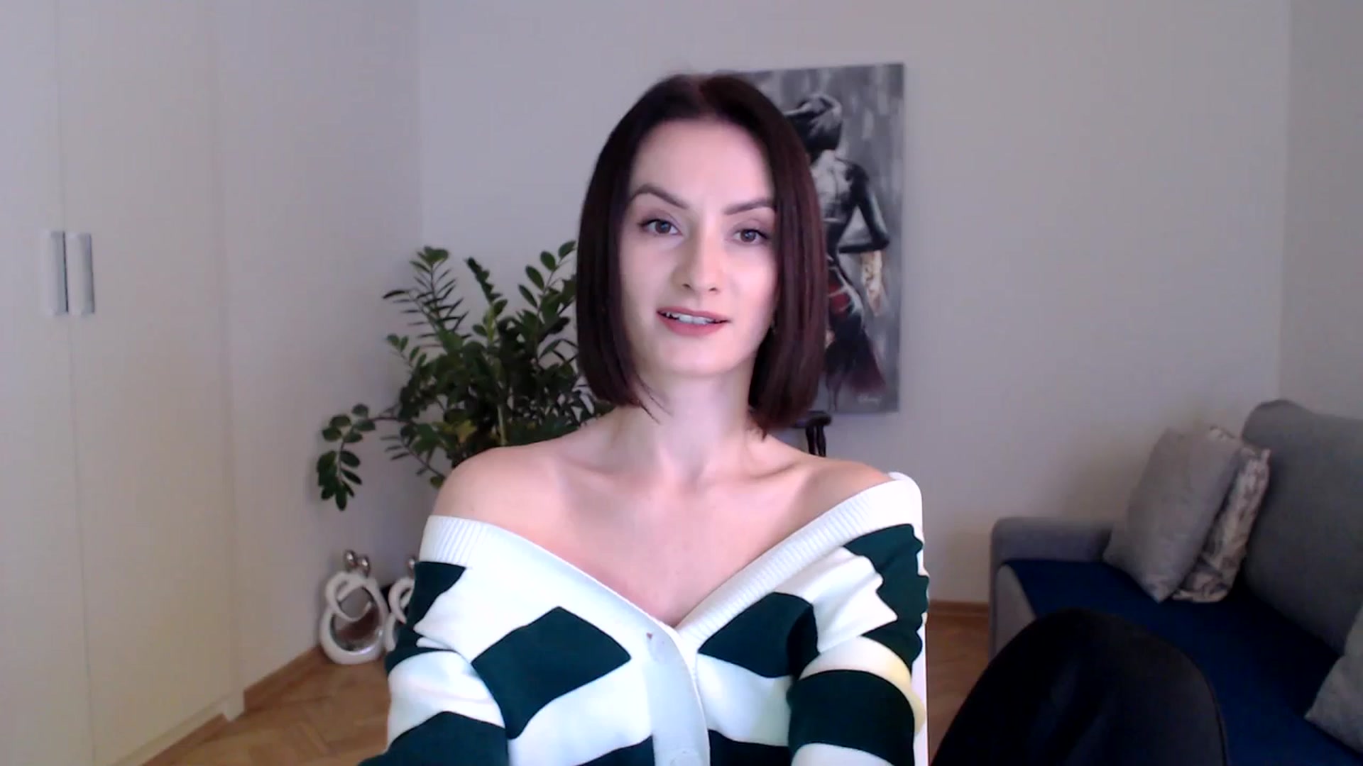 Gallery image thumbnail from PerlaBella's myfreecams stream on, 12/15/2023, 13:43 image 18 of 20