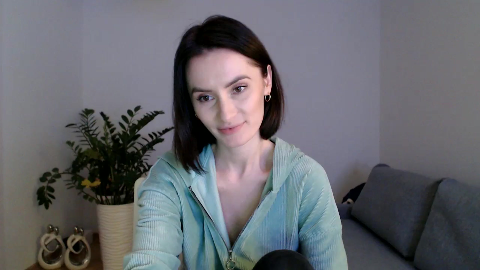 Gallery image thumbnail from PerlaBella's myfreecams stream on, 12/29/2023, 19:45 image 17 of 20