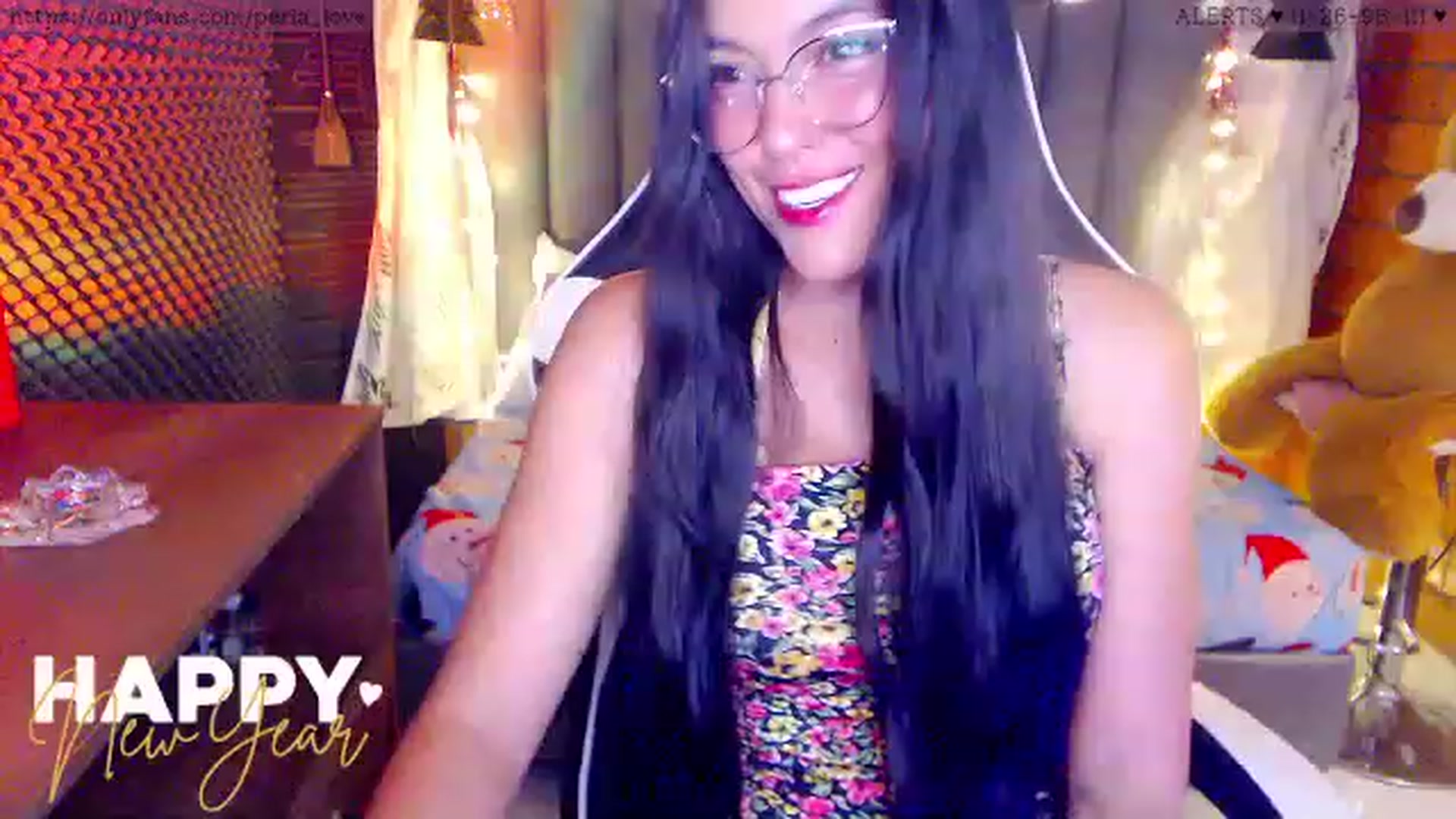 Gallery image thumbnail from Perla_Love's myfreecams stream on, 12/31/2022, 16:28 image 9 of 20