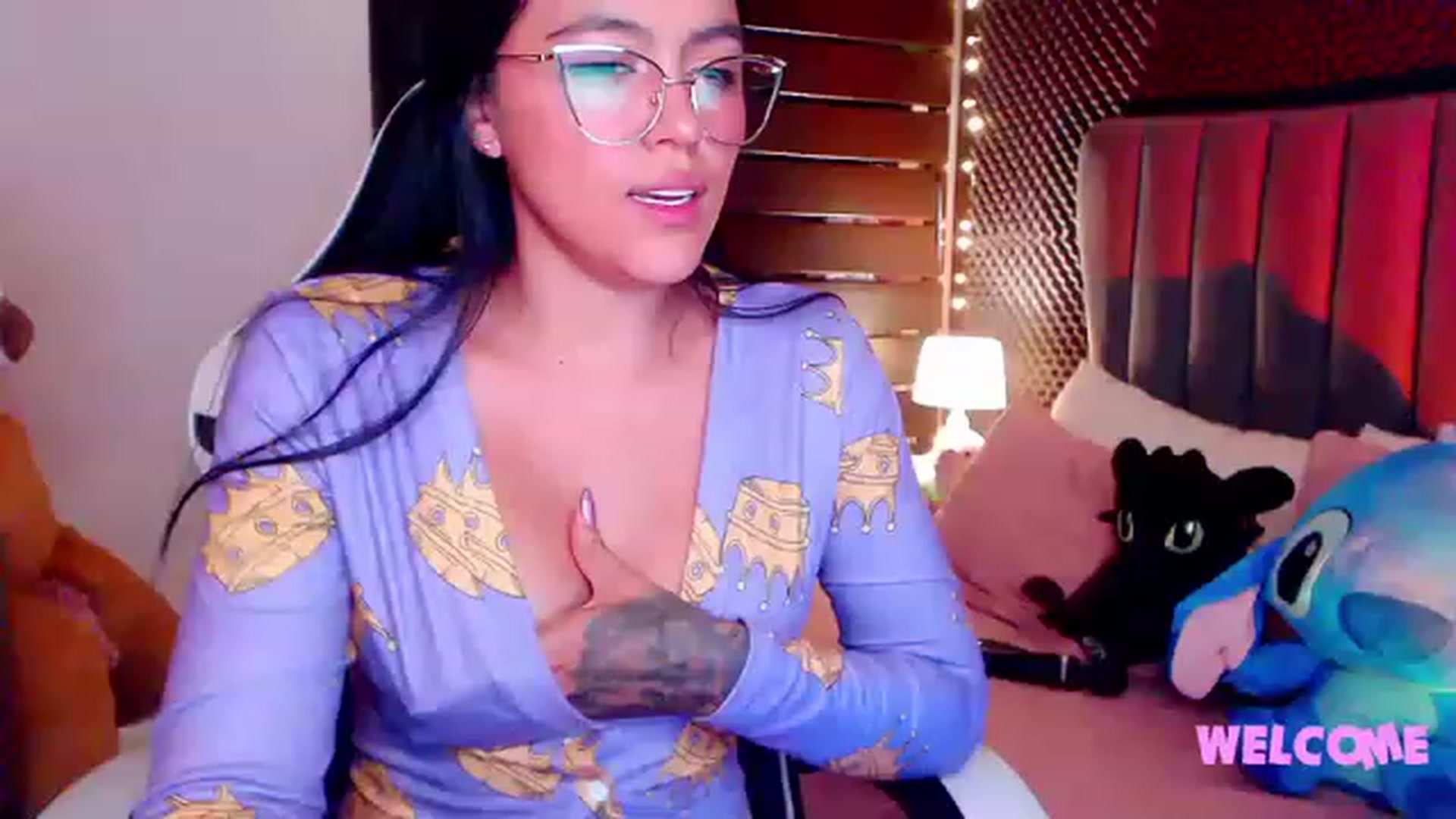 Gallery image thumbnail from Perla_Love's myfreecams stream on, 02/01/2023, 16:34 image 10 of 20