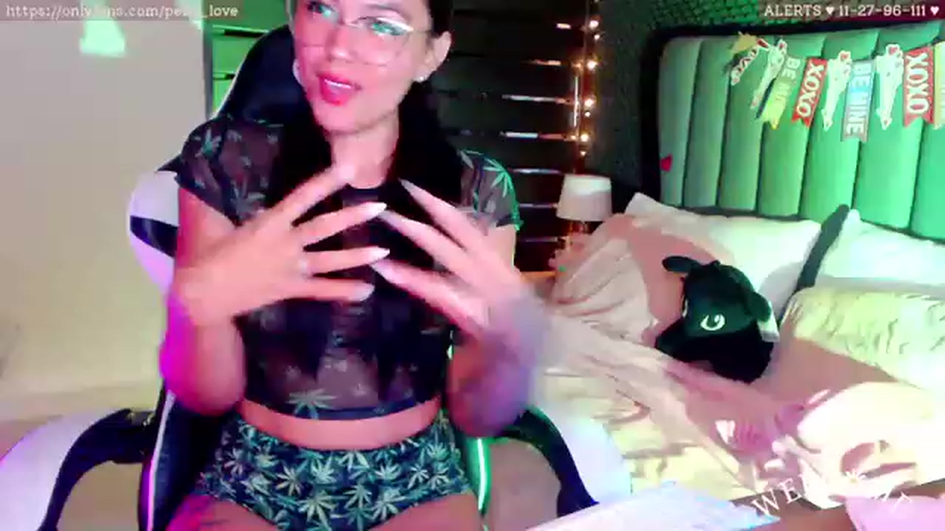 Gallery image thumbnail from Perla_Love's myfreecams stream on, 03/06/2023, 14:26 image 14 of 20