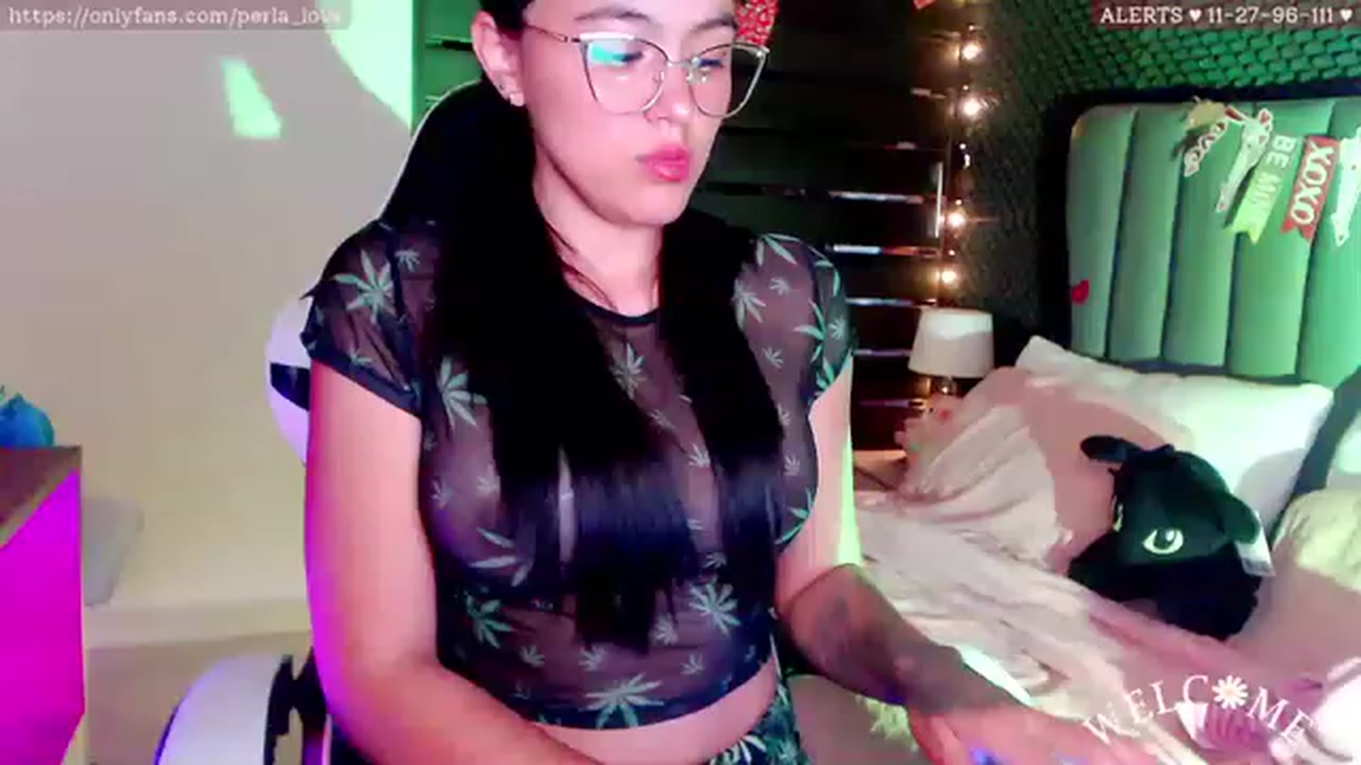 Gallery image thumbnail from Perla_Love's myfreecams stream on, 03/06/2023, 14:26 image 10 of 20