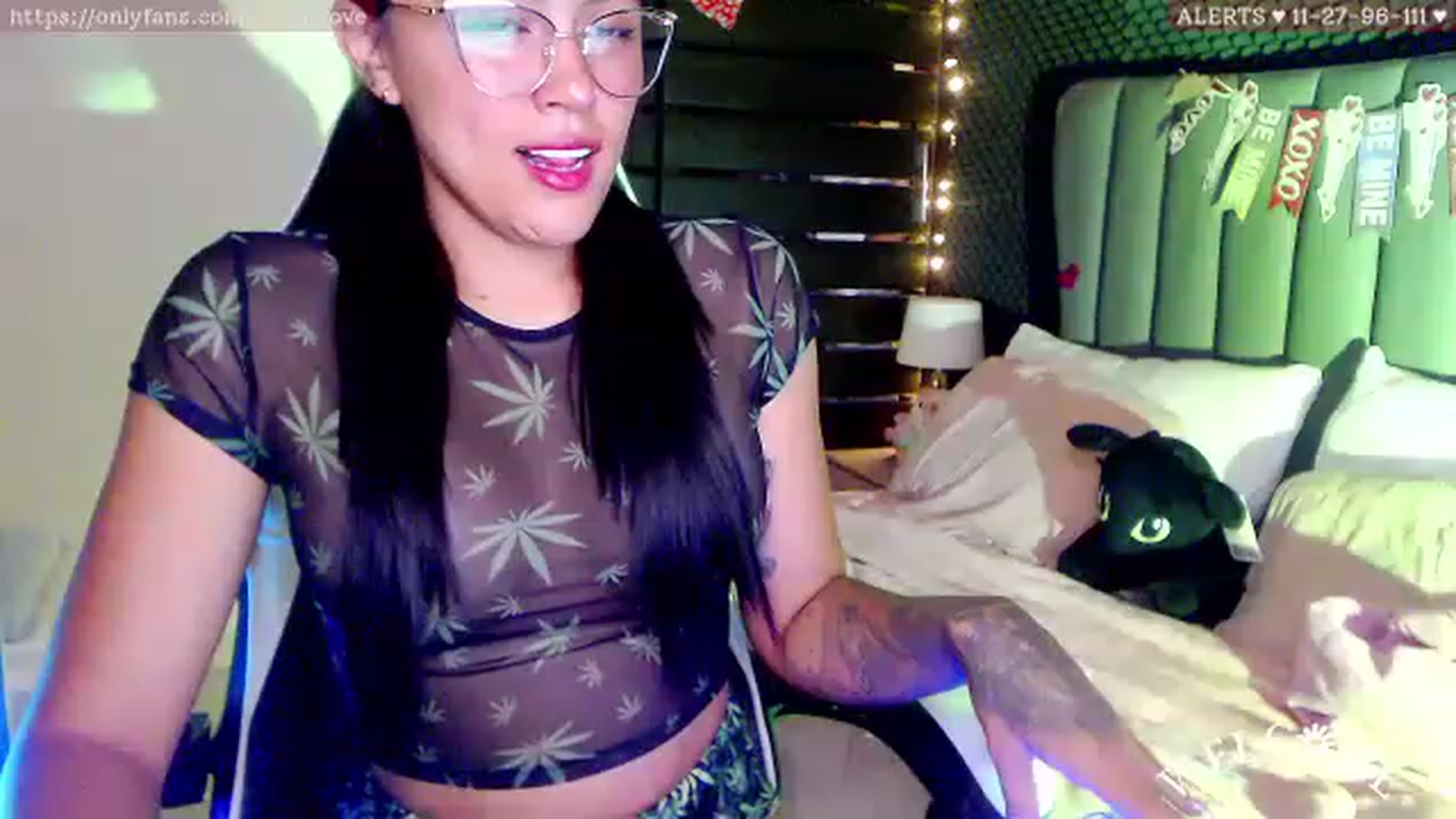 Gallery image thumbnail from Perla_Love's myfreecams stream on, 03/06/2023, 15:35 image 4 of 20