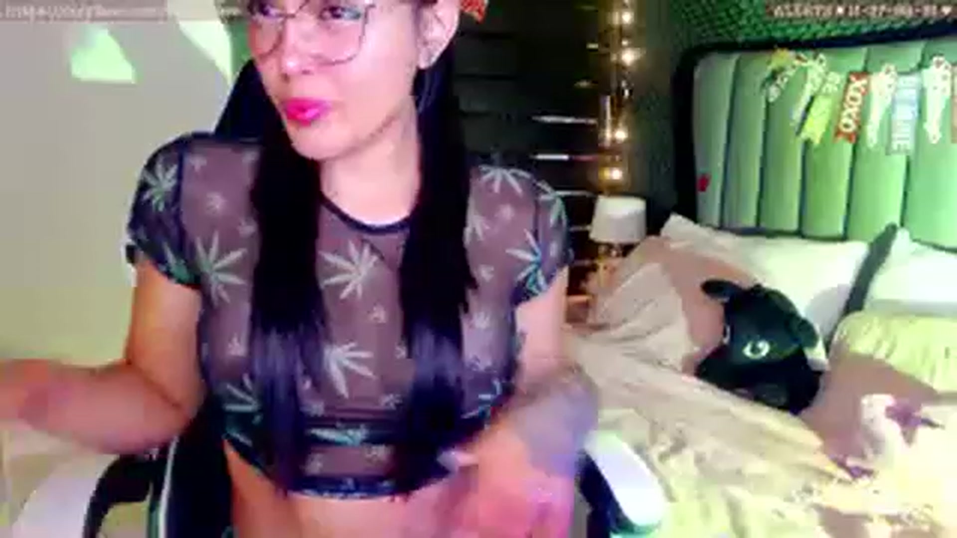 Gallery image thumbnail from Perla_Love's myfreecams stream on, 03/06/2023, 15:35 image 7 of 20