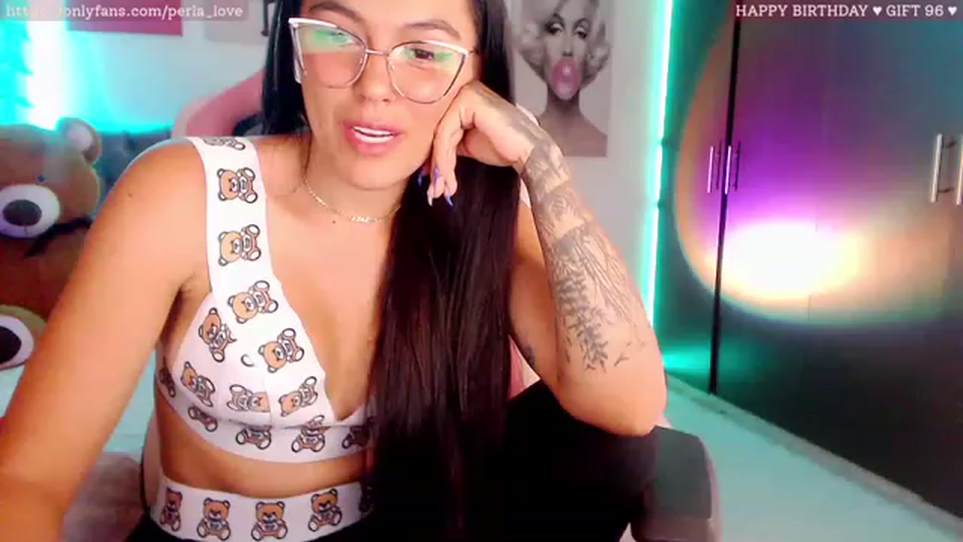 Gallery image thumbnail from Perla_Love's myfreecams stream on, 03/31/2023, 16:24 image 3 of 20