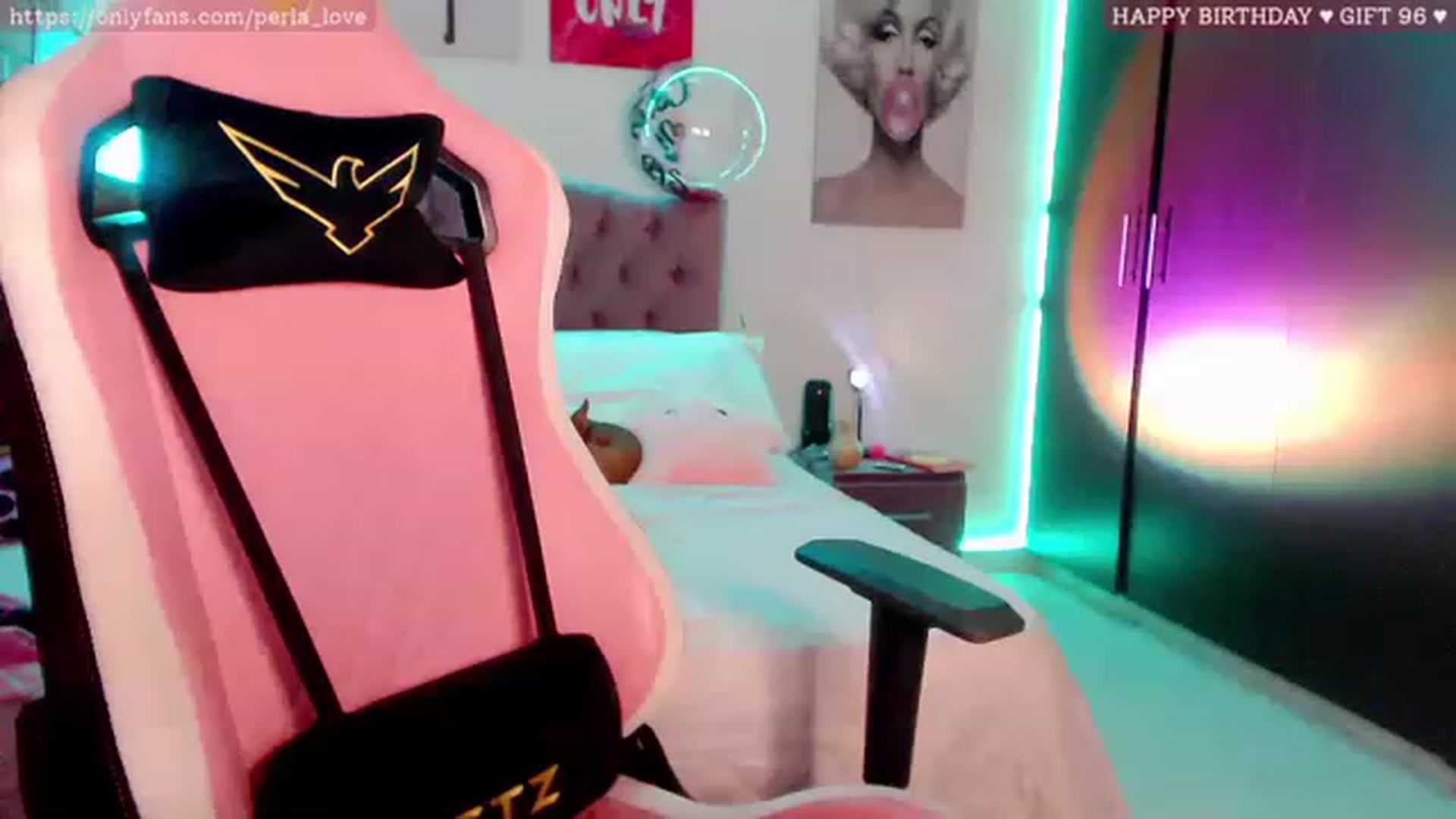 Gallery image thumbnail from Perla_Love's myfreecams stream on, 03/31/2023, 16:24 image 15 of 20