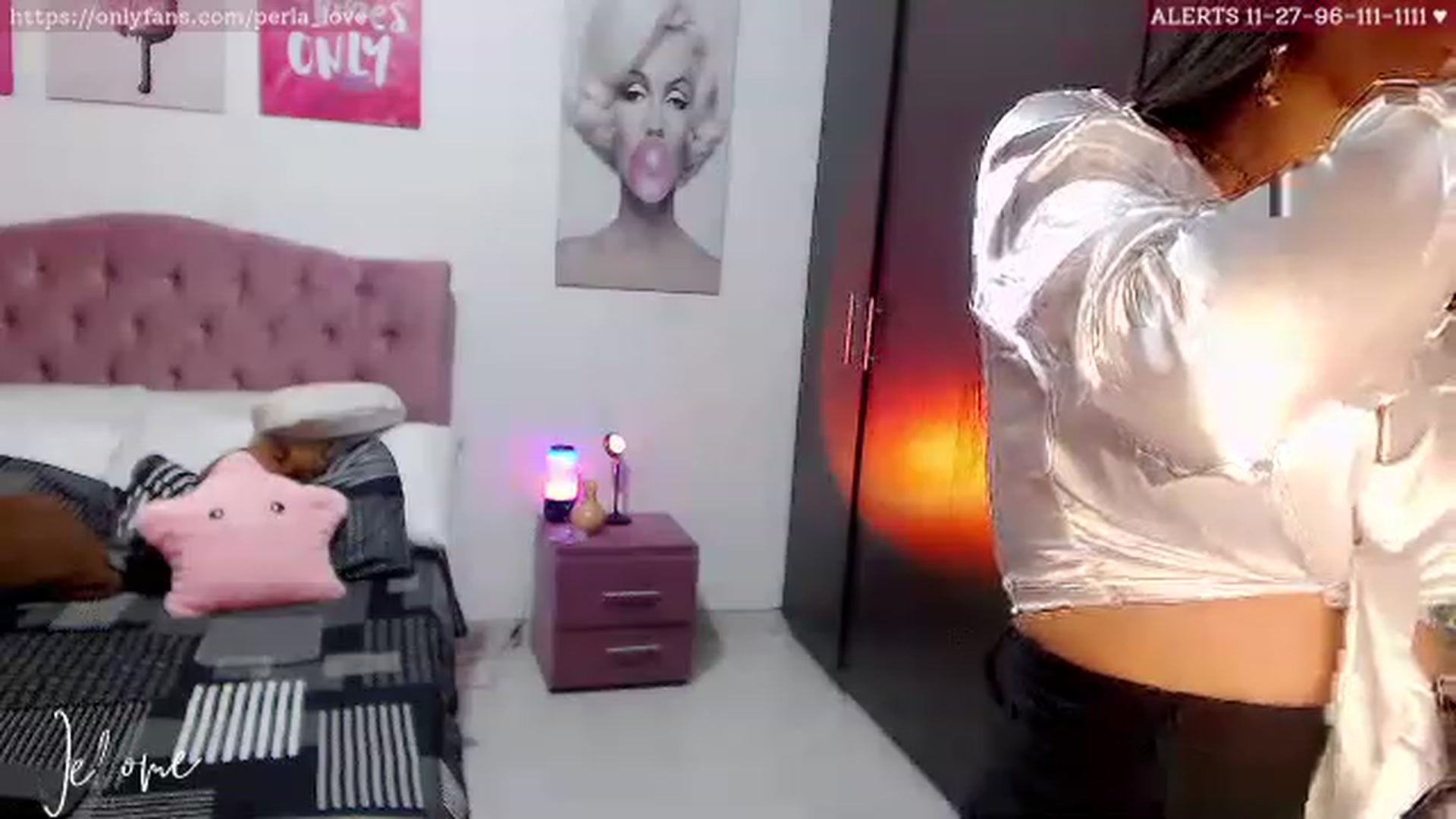 Gallery image thumbnail from Perla_Love's myfreecams stream on, 04/03/2023, 15:46 image 15 of 20
