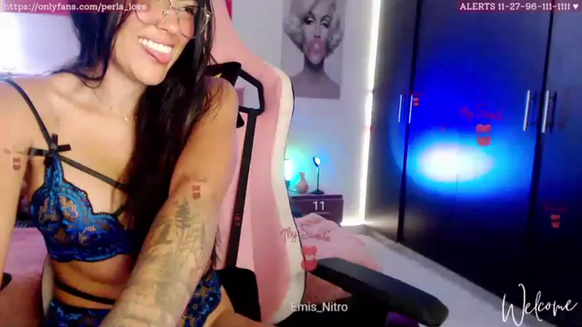 Gallery image thumbnail from Perla_Love's myfreecams stream on, 04/06/2023, 16:24 image 12 of 20