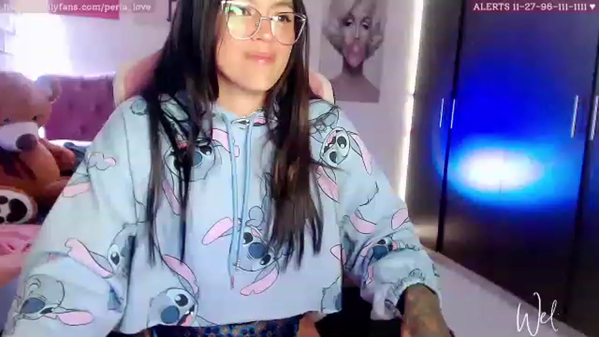 Gallery image thumbnail from Perla_Love's myfreecams stream on, 04/06/2023, 16:24 image 4 of 20