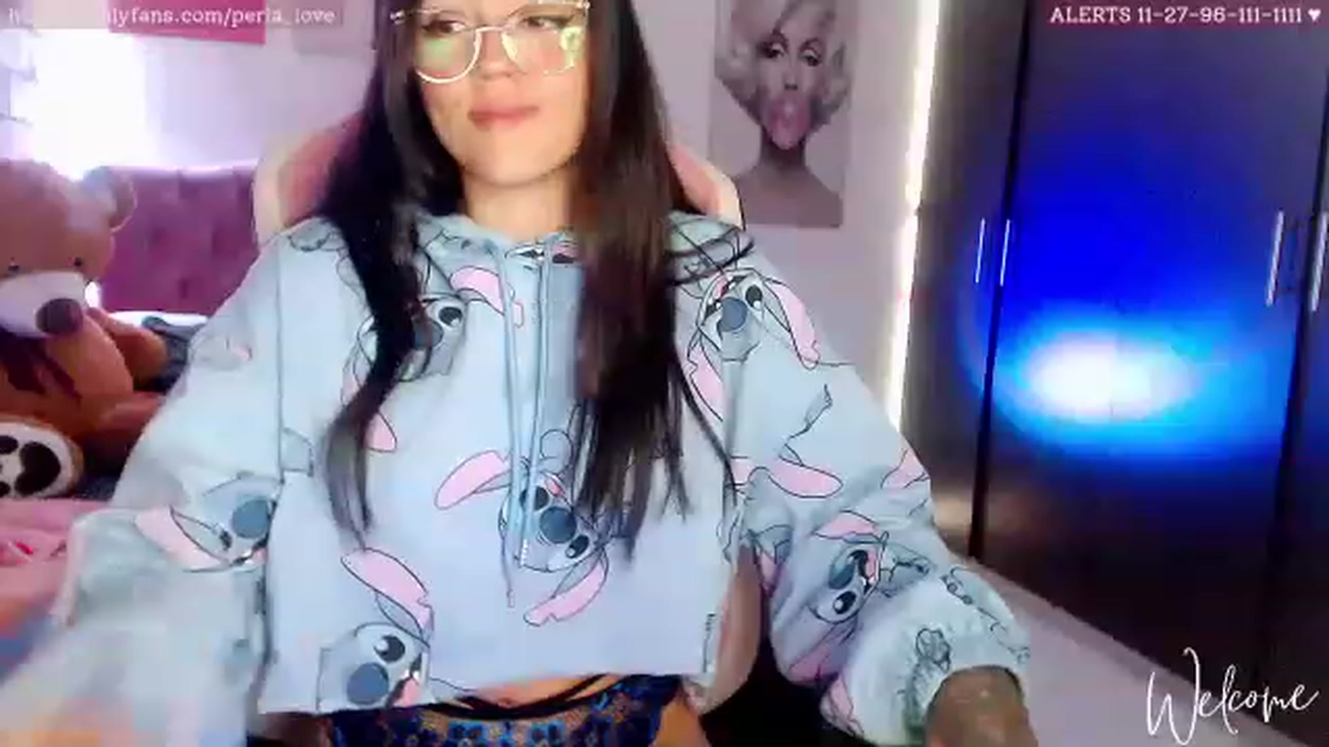 Gallery image thumbnail from Perla_Love's myfreecams stream on, 04/06/2023, 16:24 image 3 of 20