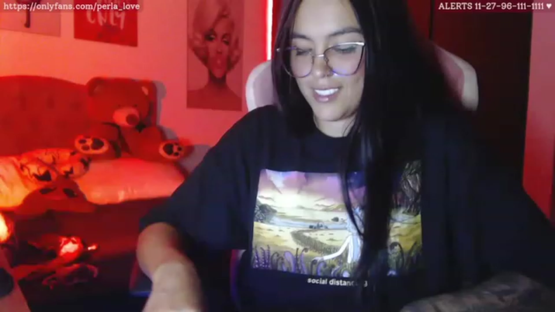 Gallery image thumbnail from Perla_Love's myfreecams stream on, 06/12/2023, 16:39 image 19 of 20