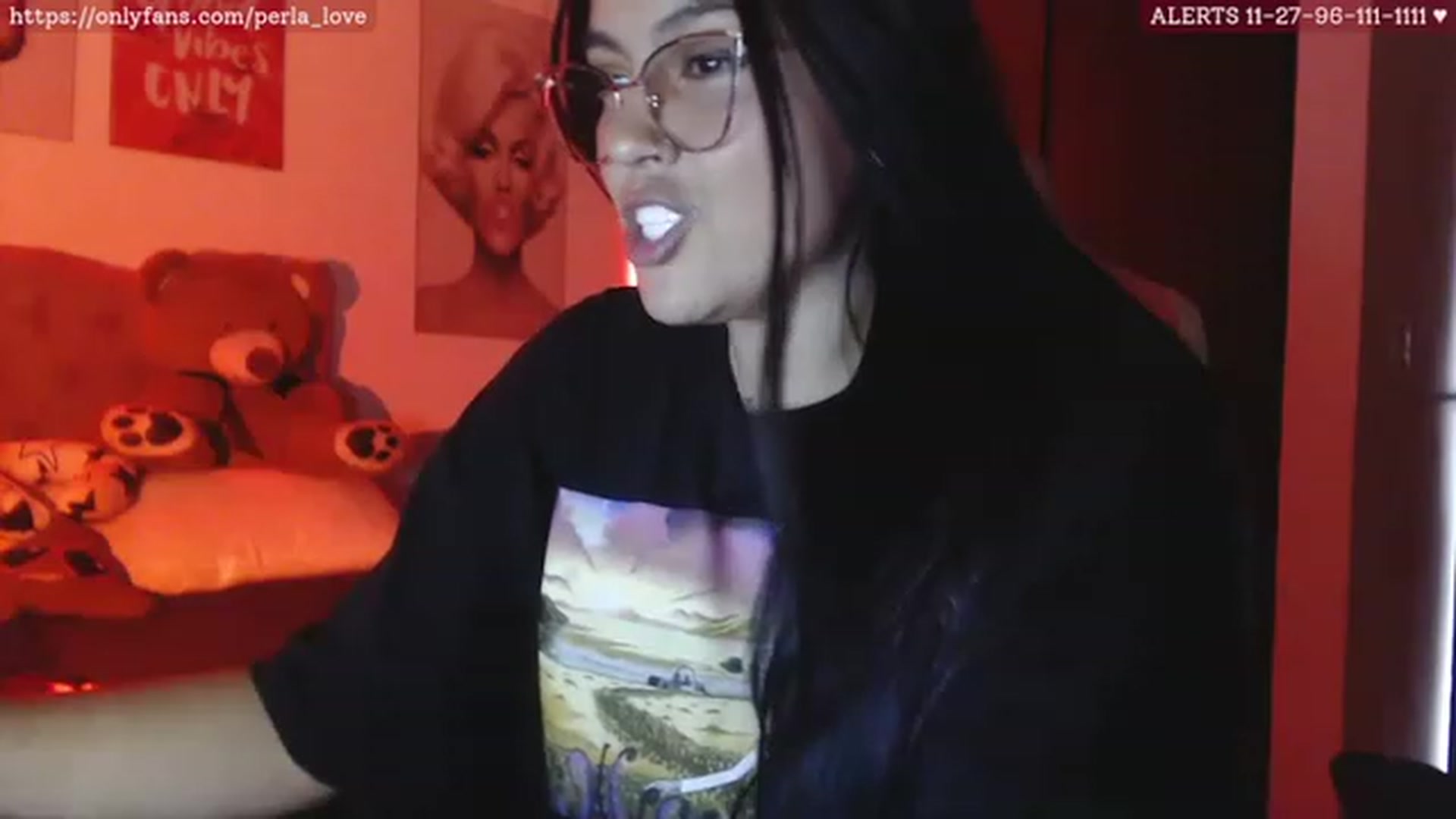 Gallery image thumbnail from Perla_Love's myfreecams stream on, 06/12/2023, 16:39 image 17 of 20