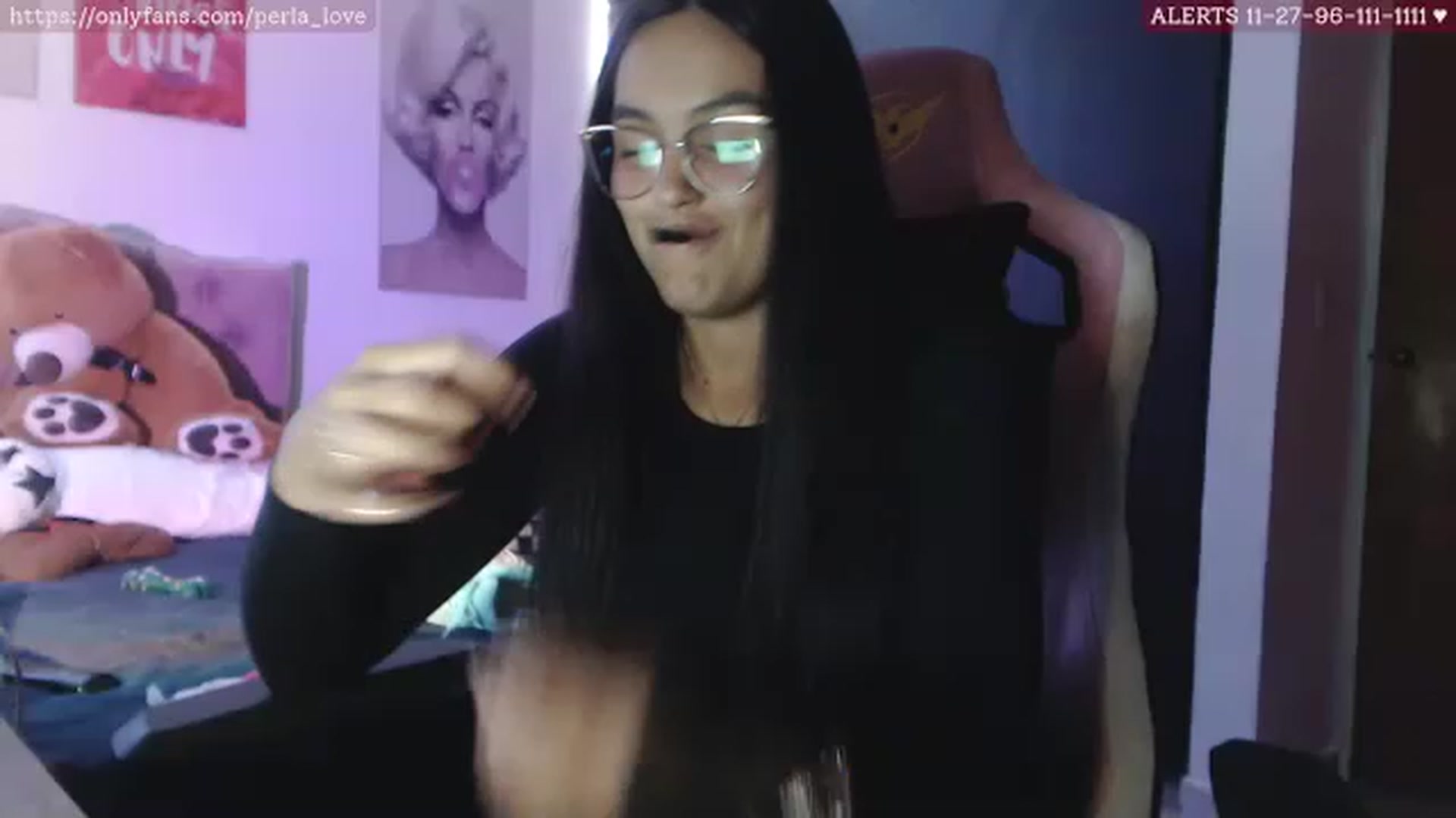 Gallery image thumbnail from Perla_Love's myfreecams stream on, 06/13/2023, 03:18 image 19 of 20