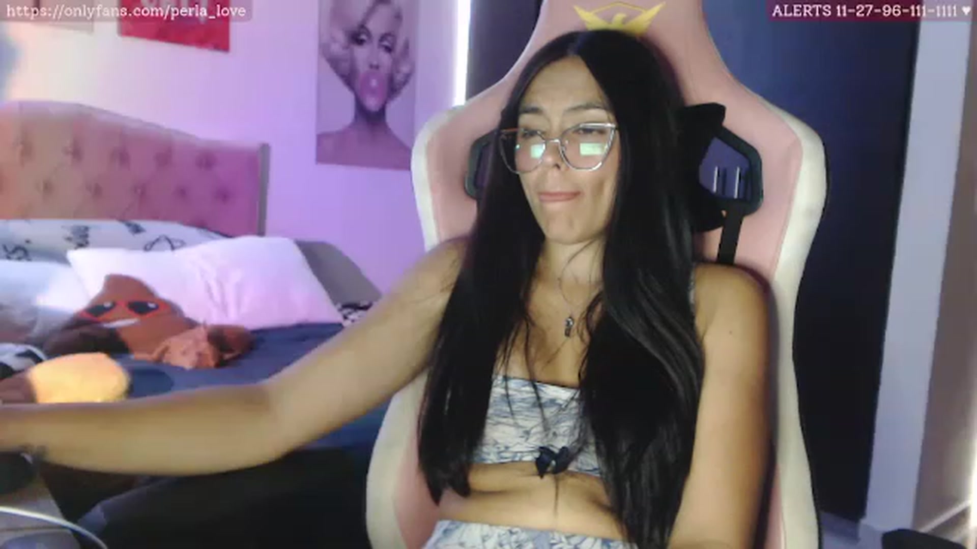 Gallery image thumbnail from Perla_Love's myfreecams stream on, 06/13/2023, 16:45 image 18 of 20